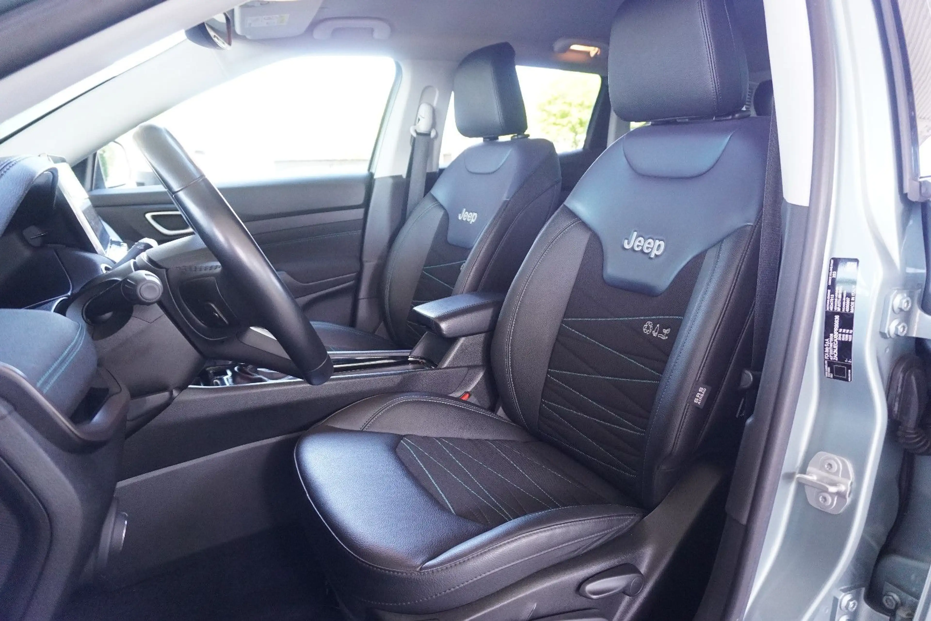 Jeep Compass Upland 4WD |ACC|LED|Navi| — photo 8