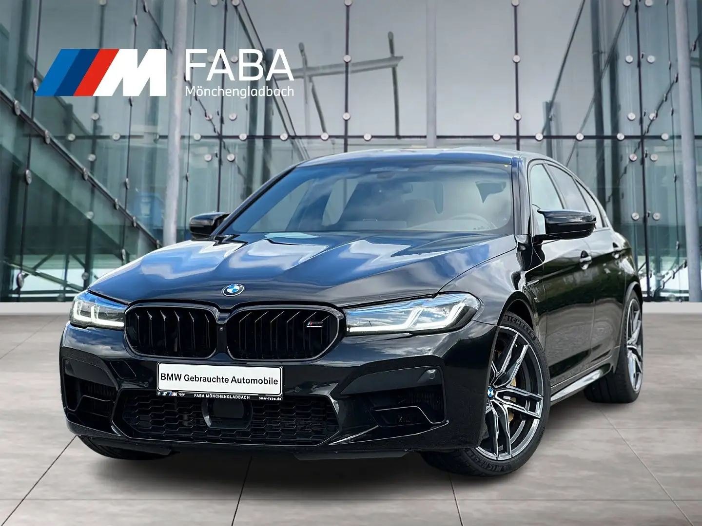 BMW M5 Limousine Competition B&W Surround M Drivers P. DA Zwart - 1