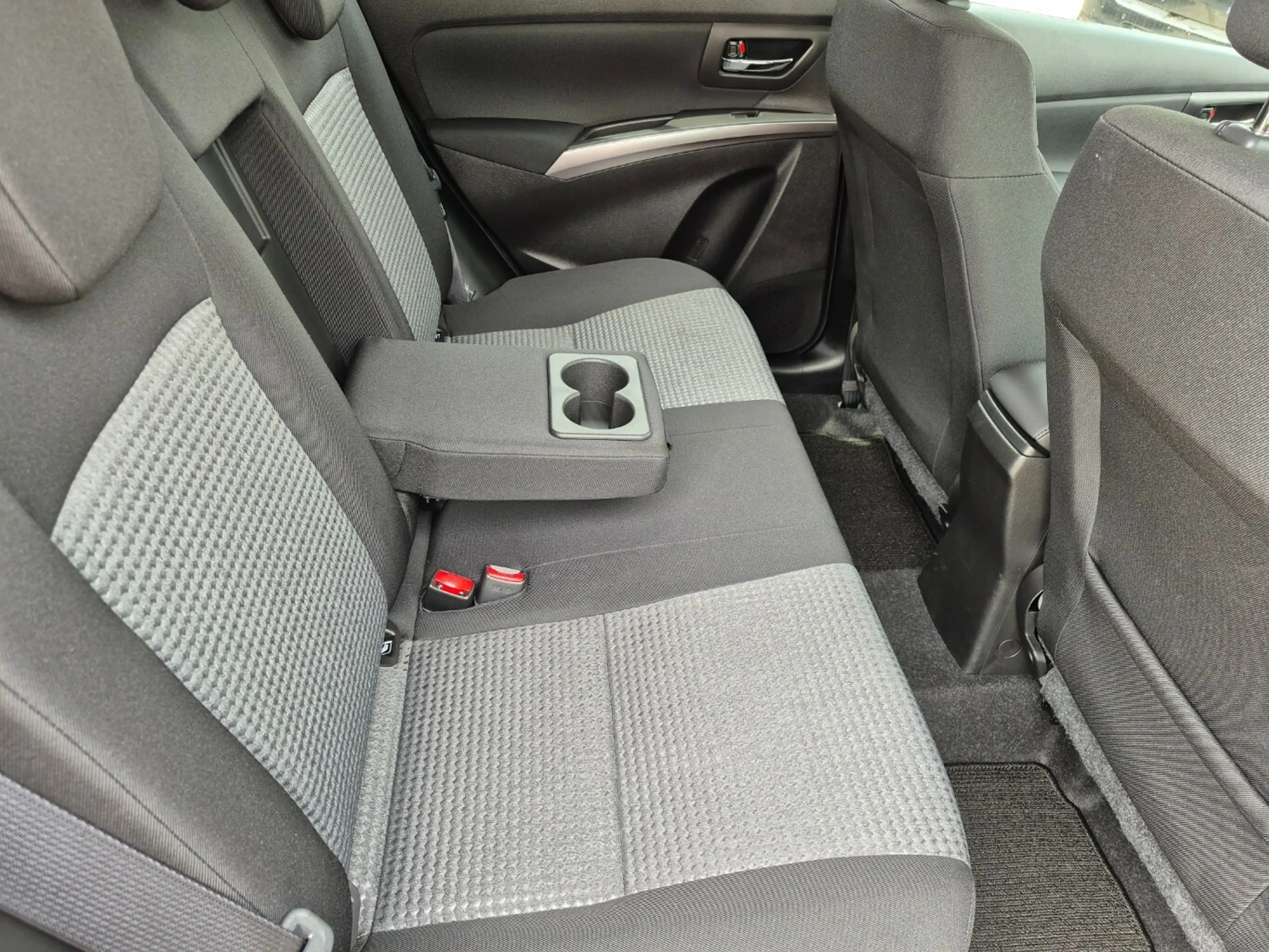 Suzuki SX4 S-Cross Comfort — photo 11