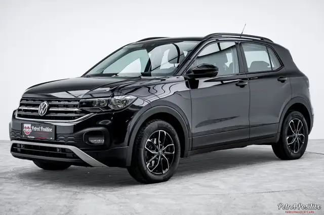 Volkswagen T-Cross view 11
