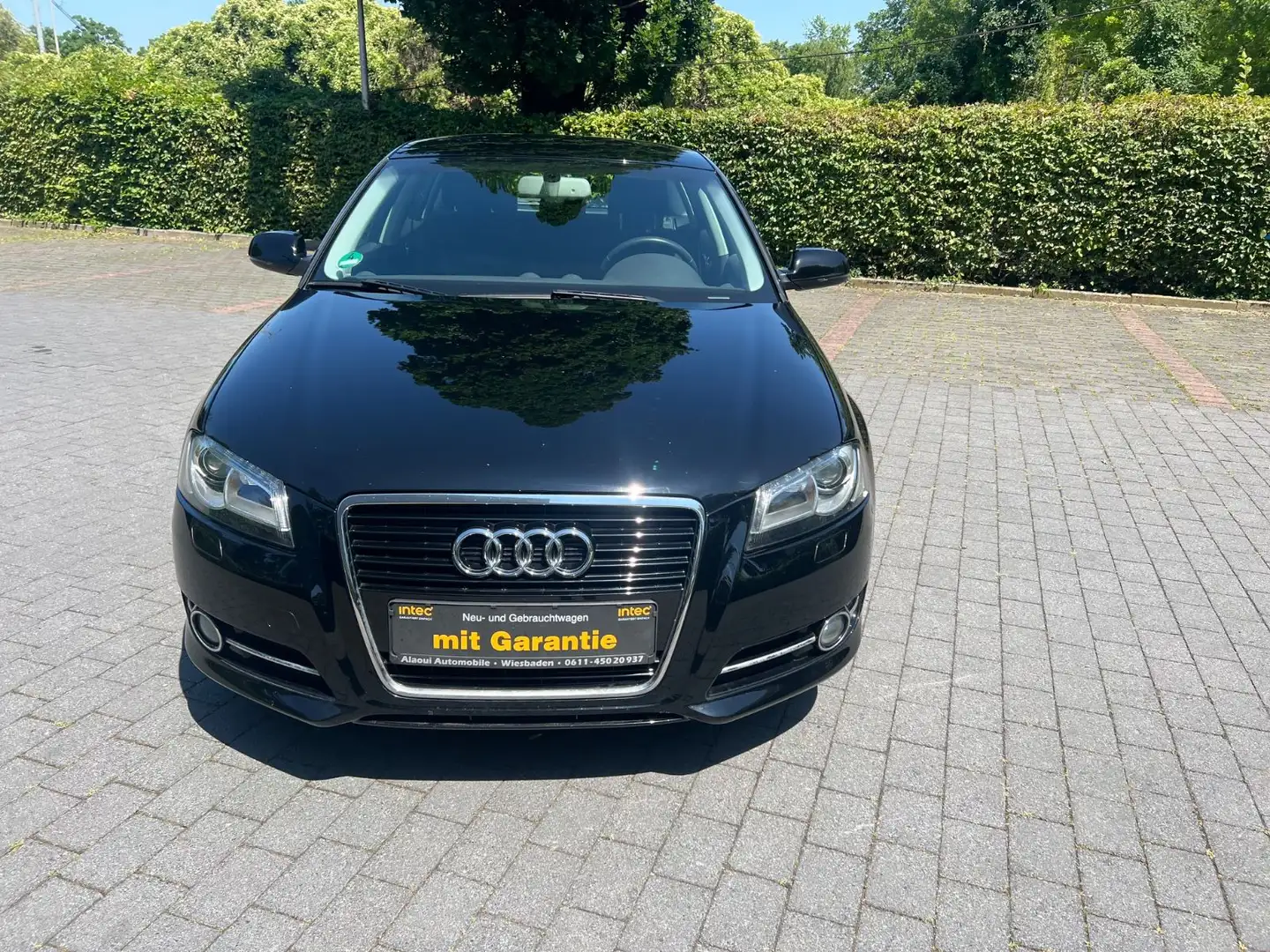 Audi A3 Sportback 2.0 TDI Ambition Schwarz - 2