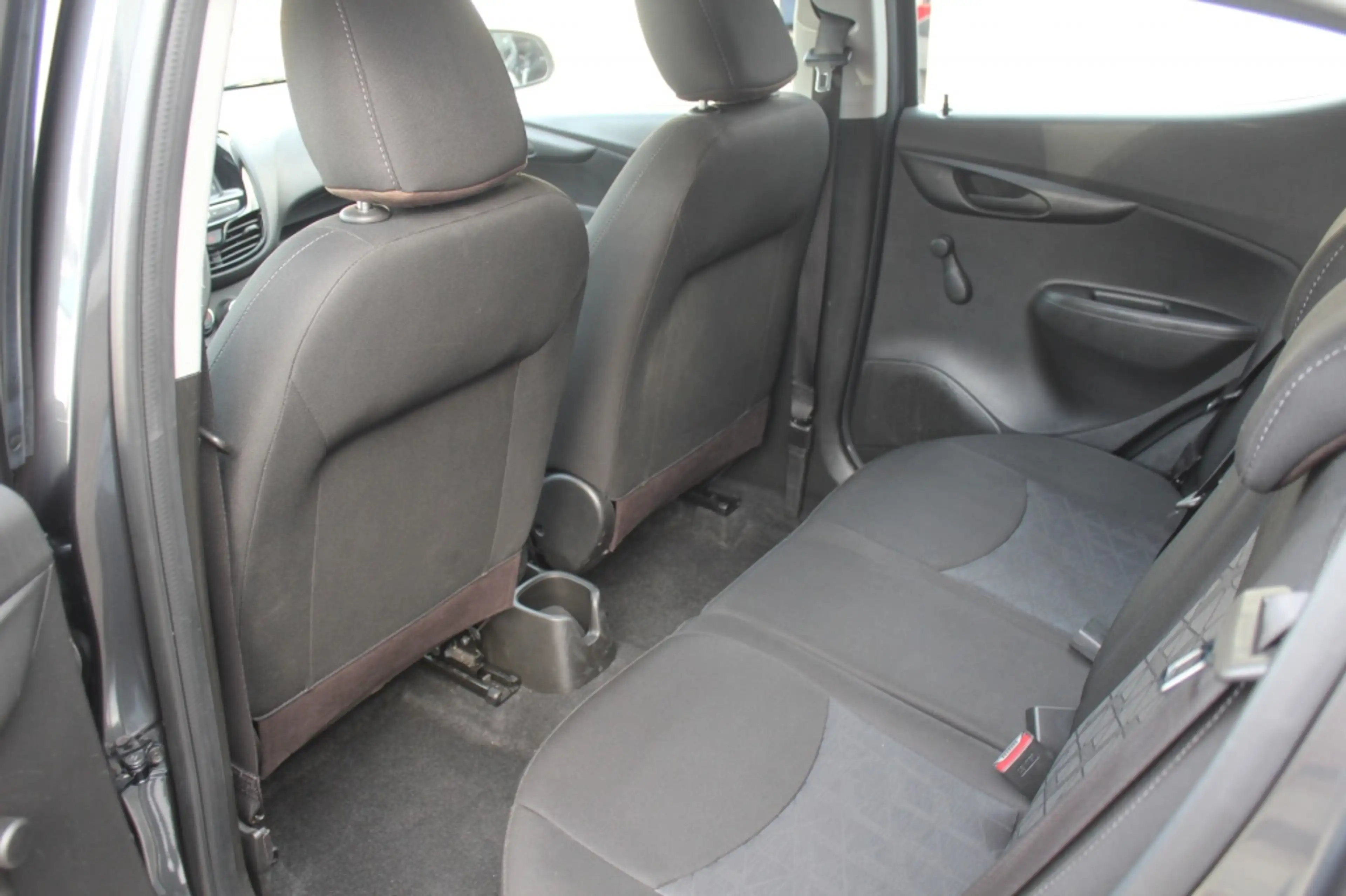 Opel Karl 1.0 120 Jaar Intellilink — photo 11