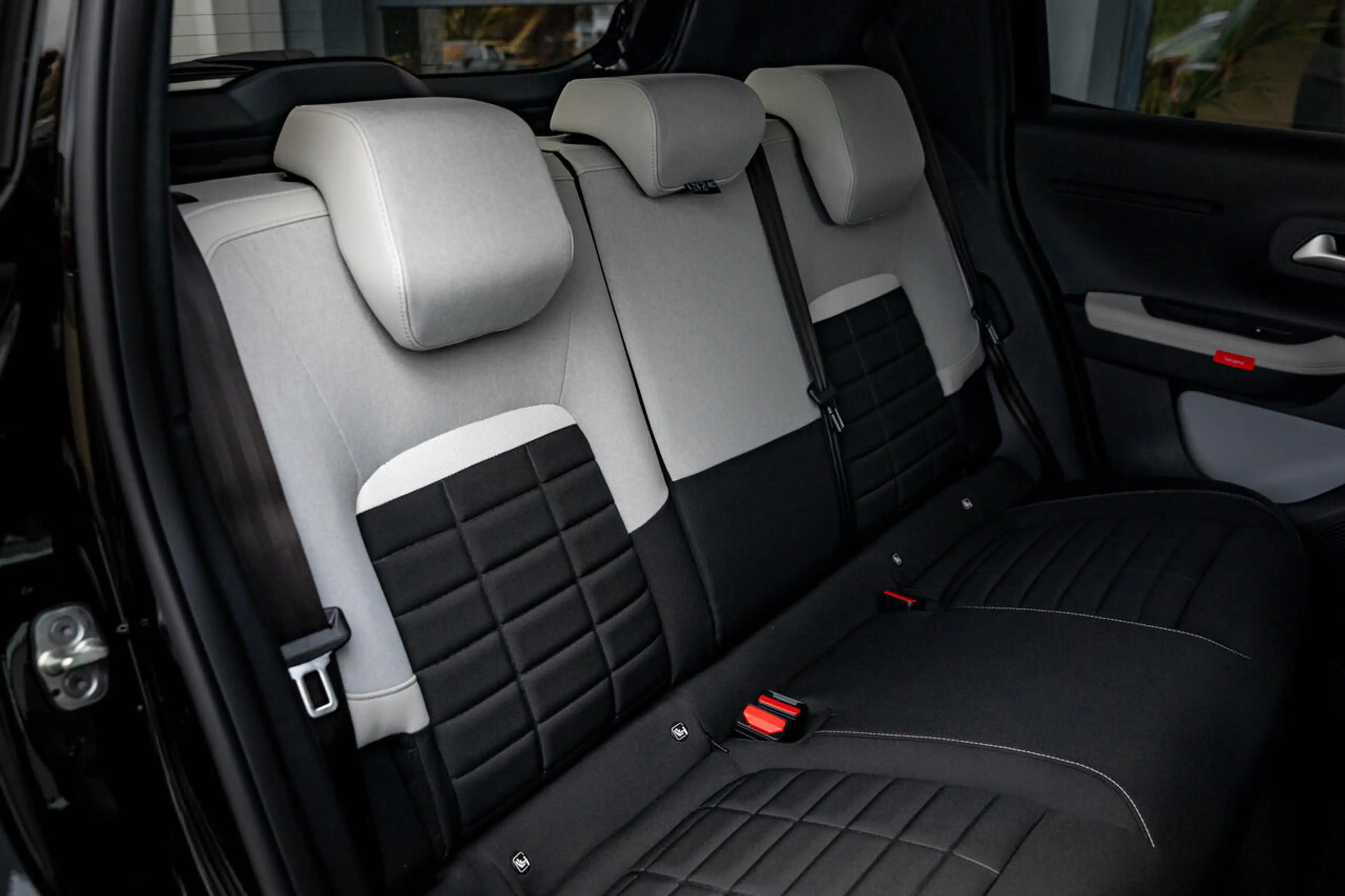 Citroen C3 100 PK MT | MAX | Camera | Navi | Airco | Apple... — photo 12