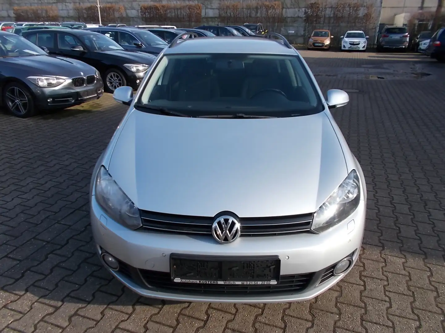Volkswagen Golf Variant 1.9 TDi, AHK, SHZ, Parksensoren Silber - 2