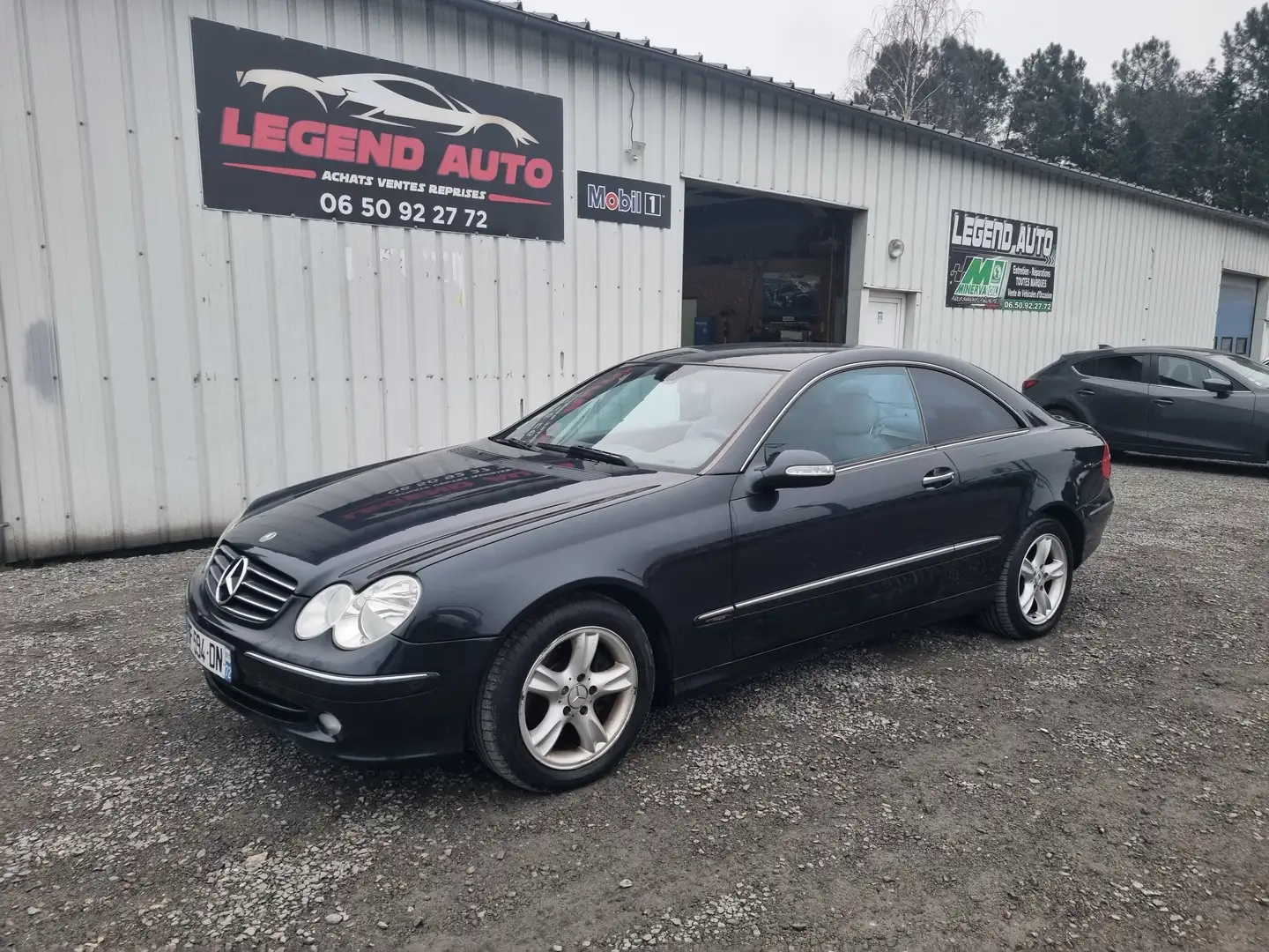 Mercedes-Benz CLK 270 CDI Avantgarde Bleu - 1