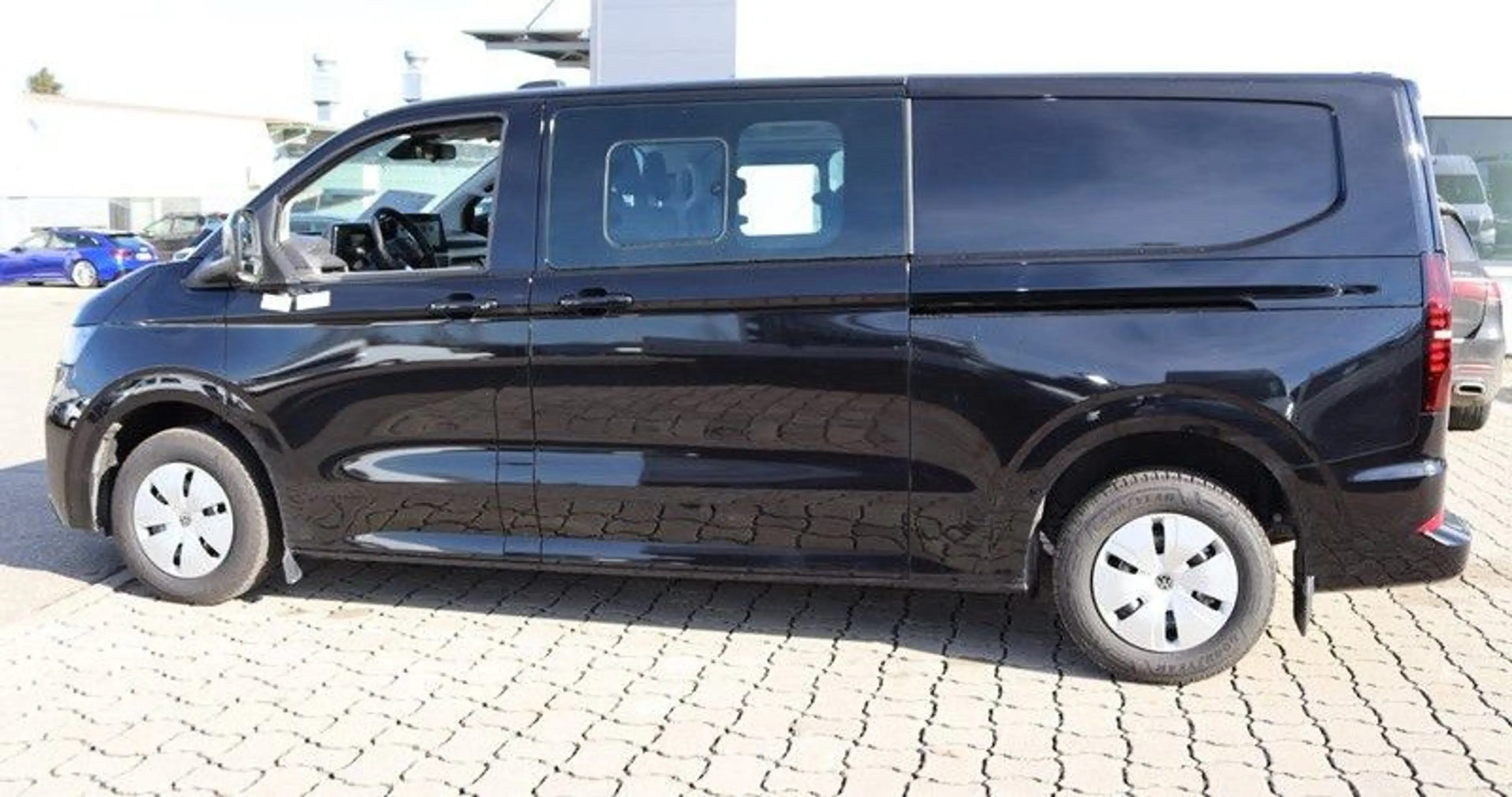 Volkswagen T7 Kombi 6-Sitzer 2xSchiebetüre lang LED Kamera