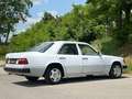 Mercedes-Benz 230 E W124|1.Besitz|nur 128.000KM|sehr guter Zustand| Weiß - thumbnail 11