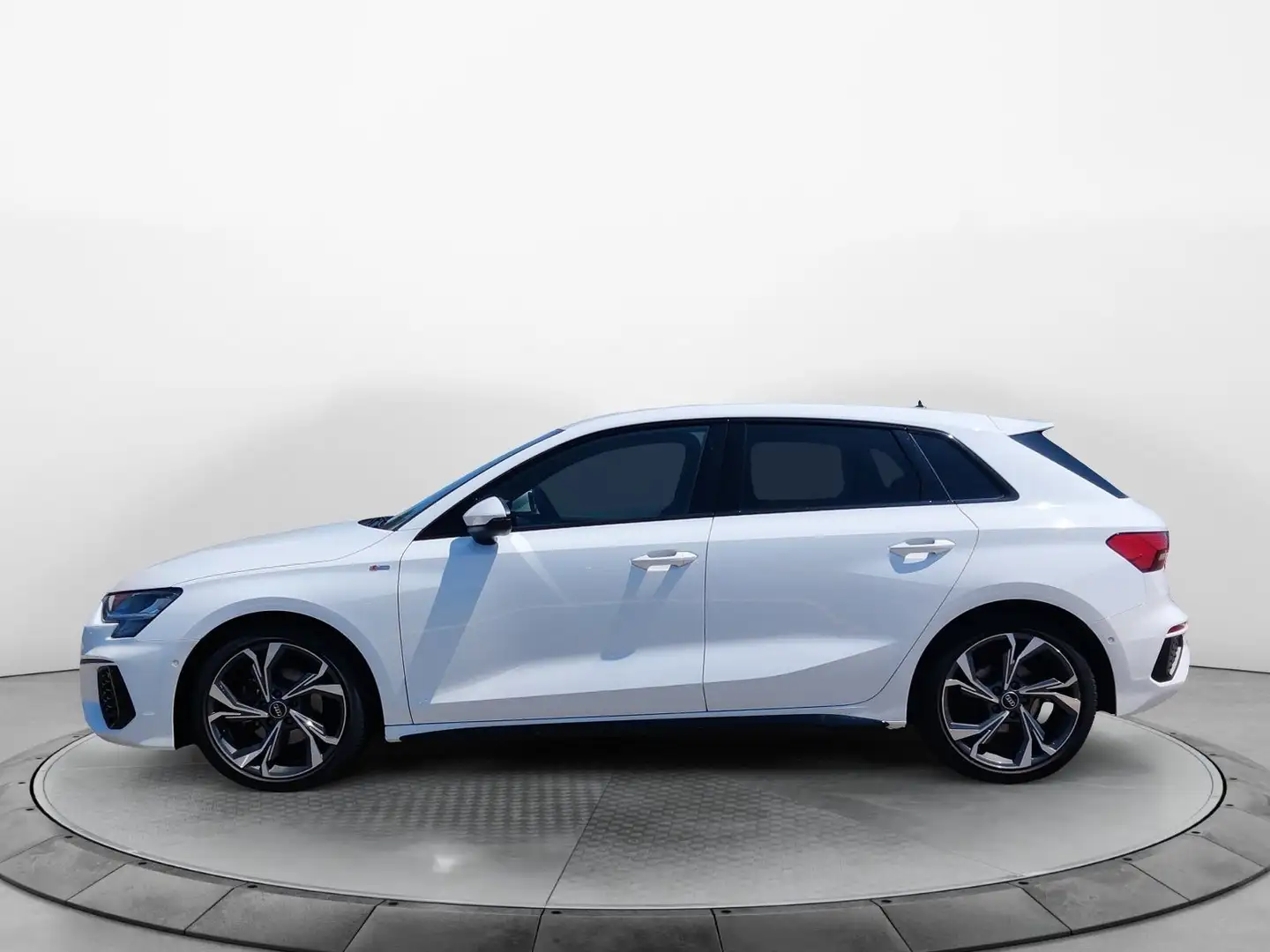 Audi A3 35 TDI S-Tronic S-Line 2x, ACC, Car Weiß - 2