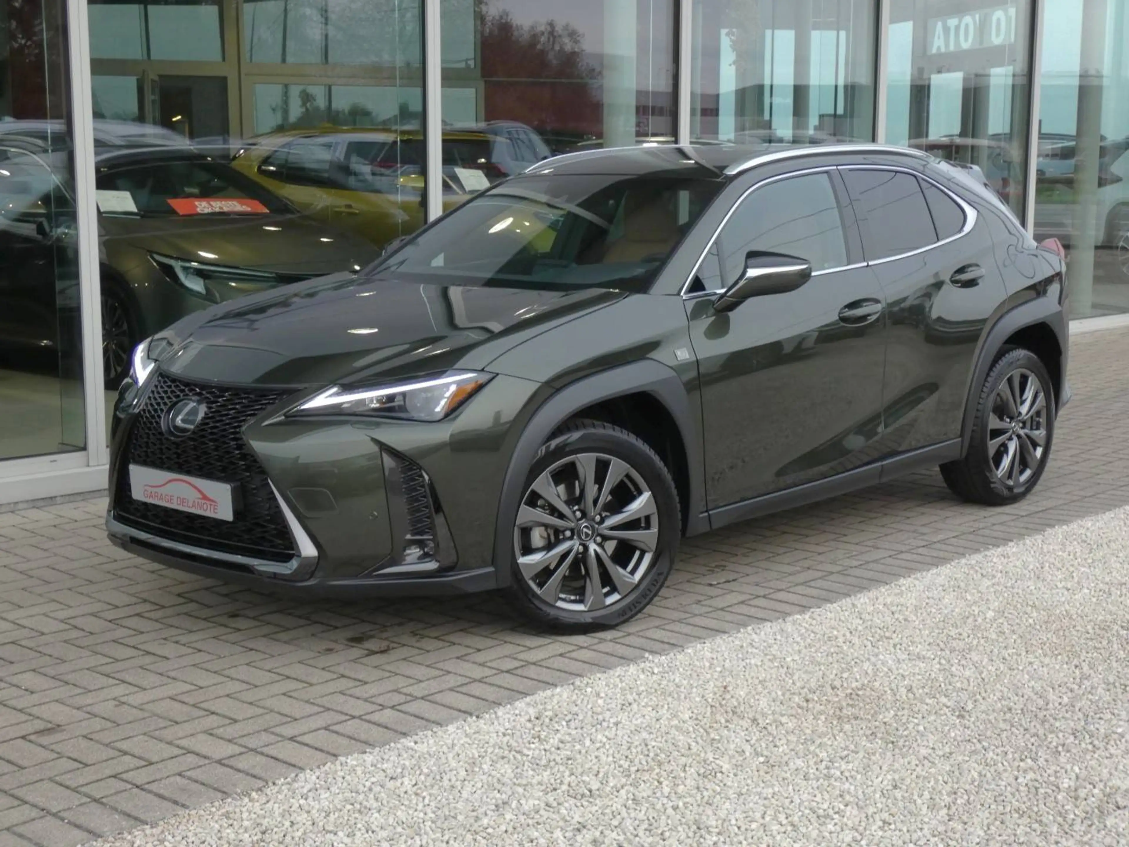 Lexus UX 250h HYBRID F-Sport Design +COGNAC LEDER +Dodehoek +Zetelverwarming +GPS +Carplay +Parkeersensoren — photo 6
