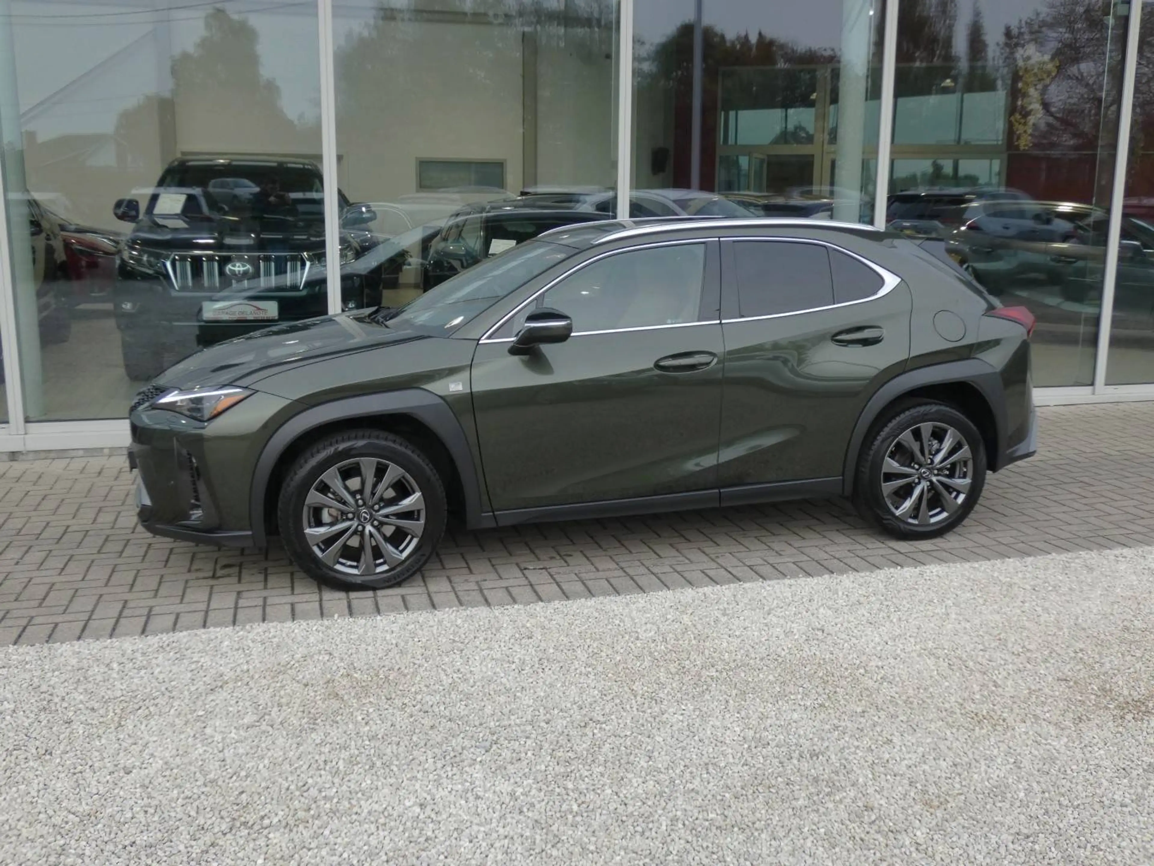Lexus UX 250h HYBRID F-Sport Design +COGNAC LEDER +Dodehoek +Zetelverwarming +GPS +Carplay +Parkeersensoren — photo 10