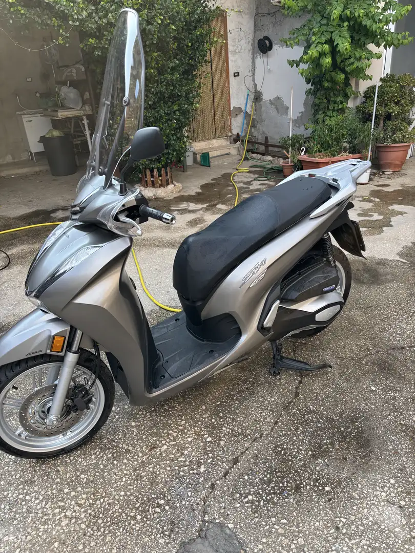 Honda SH 350i Normale - 2