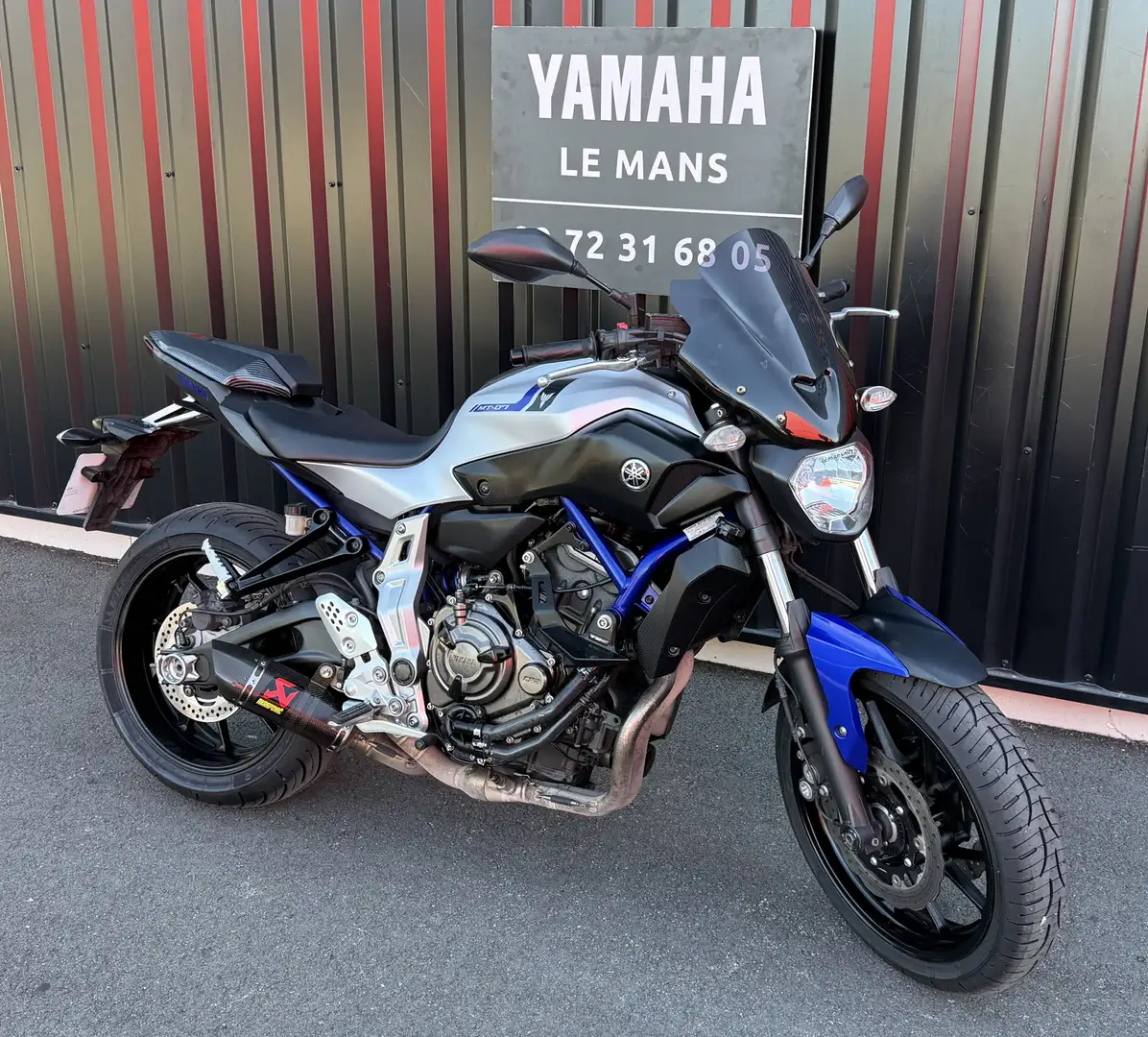 Yamaha MT-07 Gris - 1