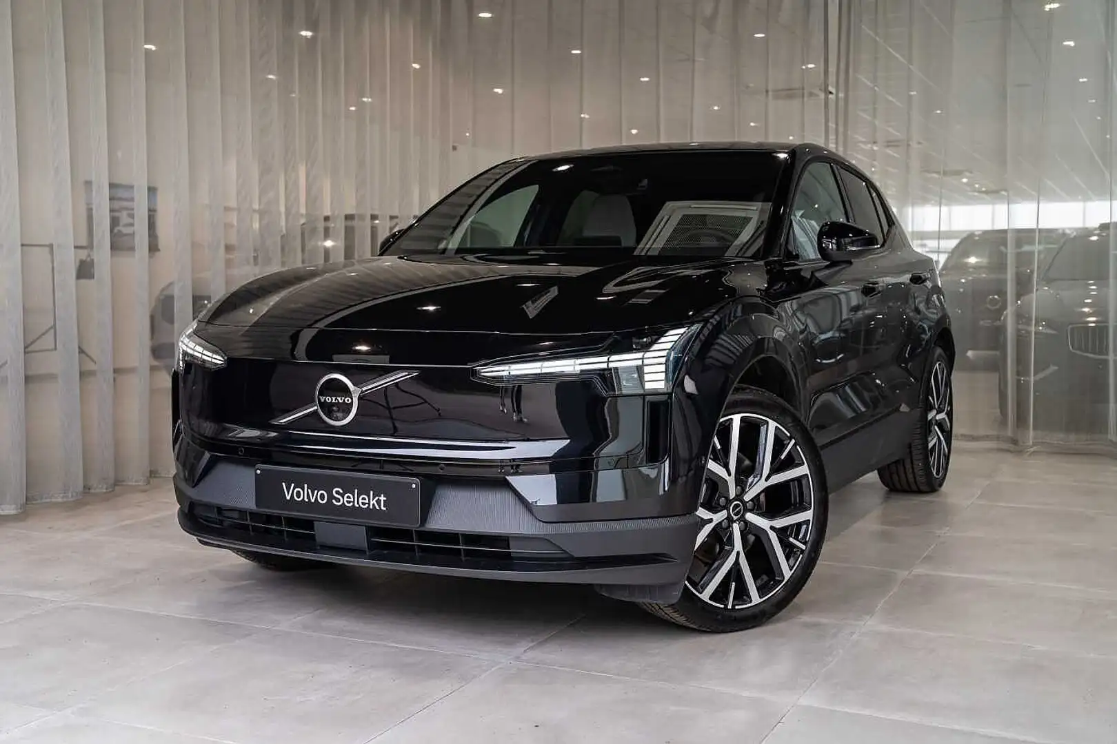 VOLVO Ex30