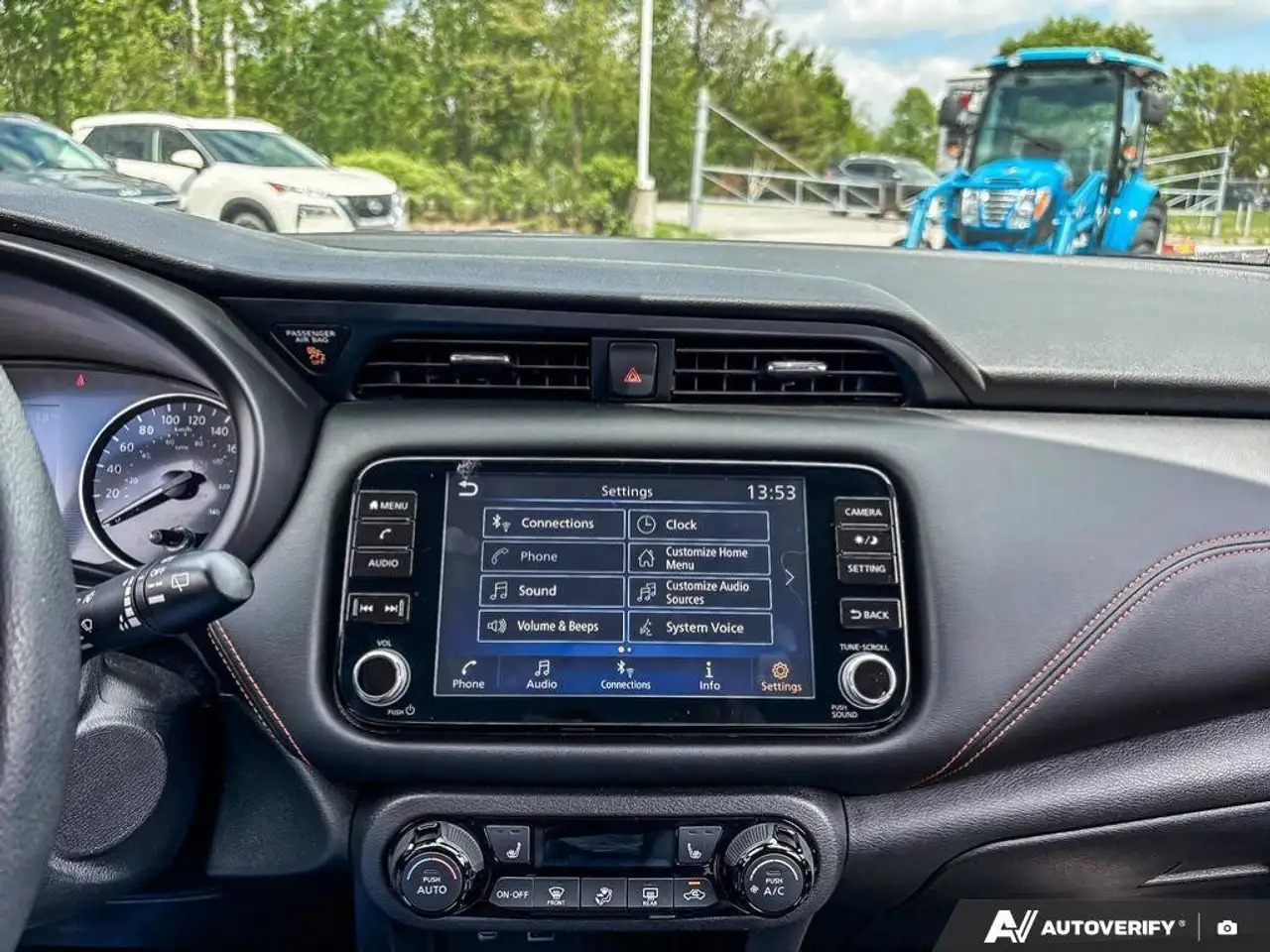 Nissan Kicks снимка Nissan Kicks