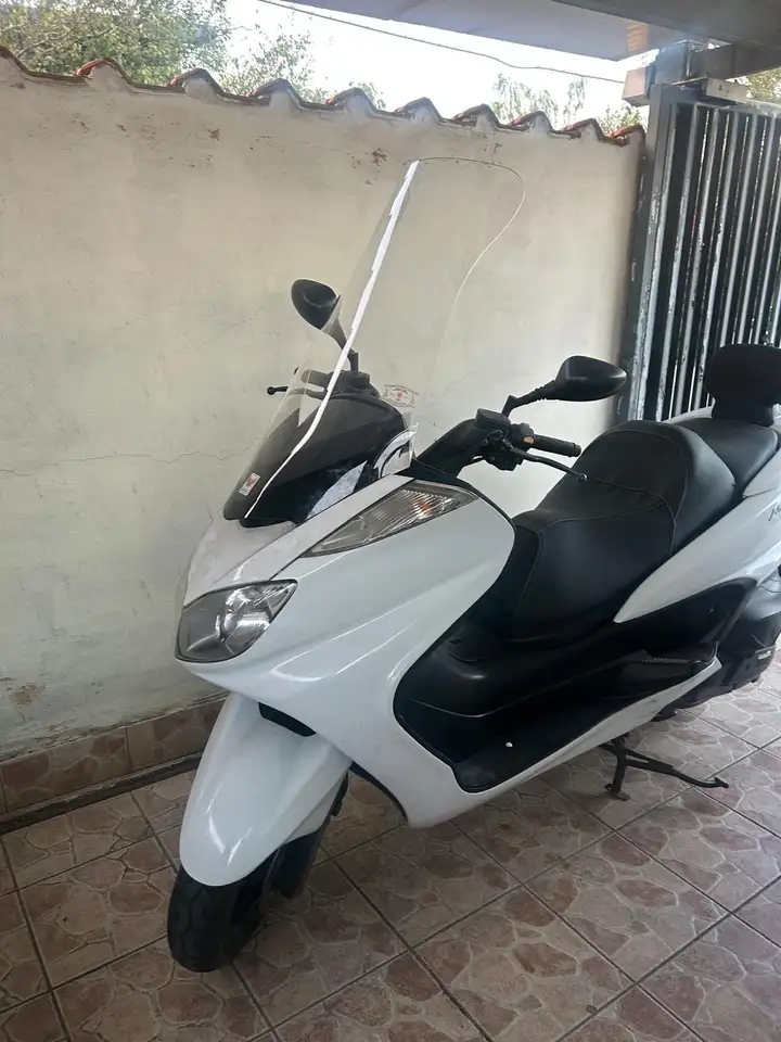 Yamaha Majesty 400