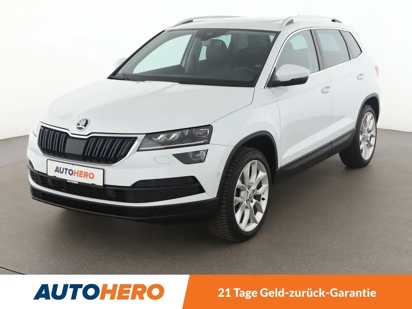 Skoda Karoq 2.0 TDI Style 4x4 Aut.*NAVI*LED*CAM* Weiß - 1