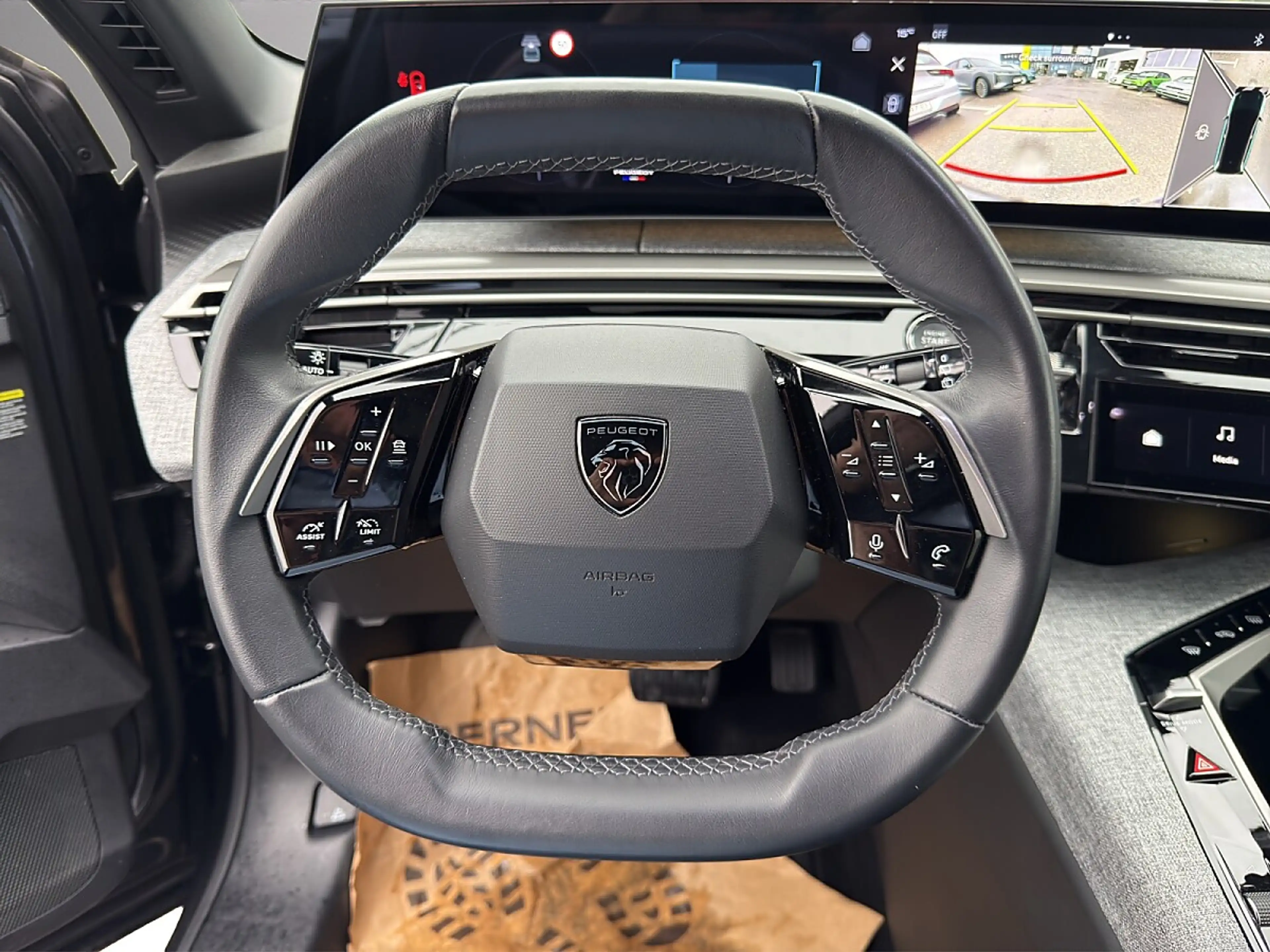 Peugeot 5008 mHEV 136 e-DCS6 Allure Aut. — photo 9
