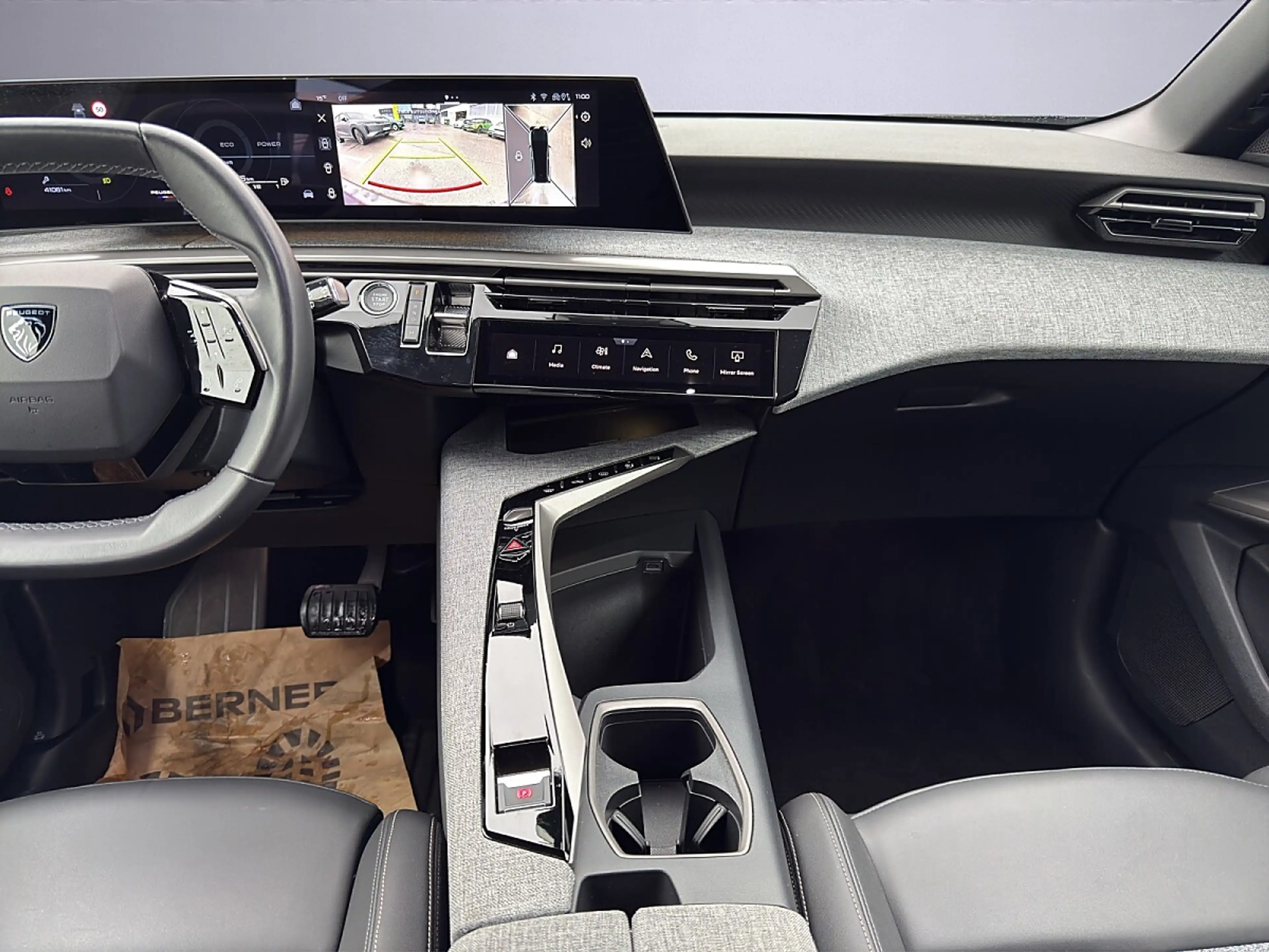 Peugeot 5008 mHEV 136 e-DCS6 Allure Aut. — photo 13