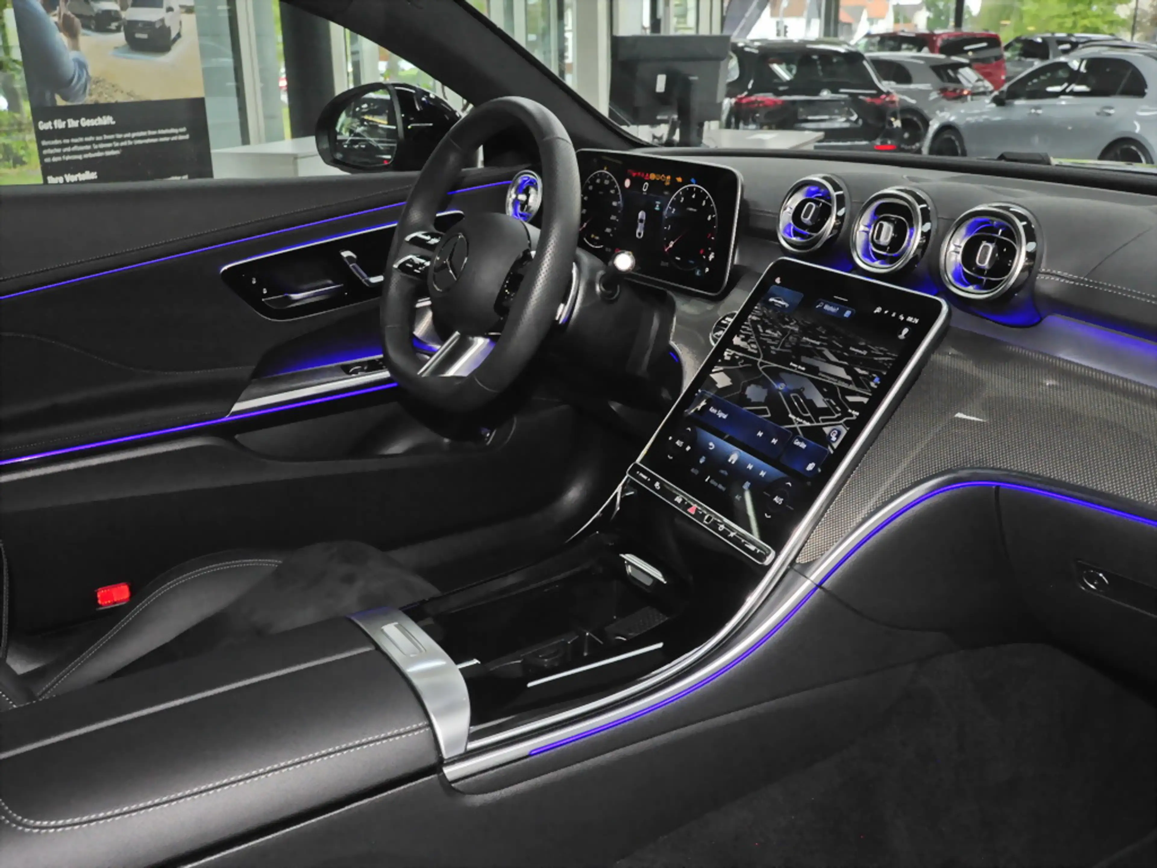 Mercedes-Benz CLE 200 AMG NIGHT DISTRO SHZ 360° PANO BURMESTER — photo 10