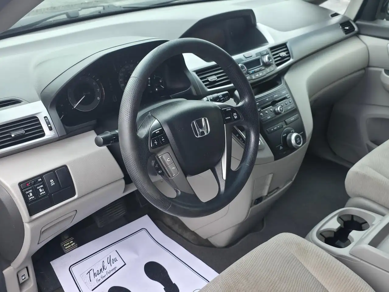 Honda Odyssey photo Honda Odyssey
