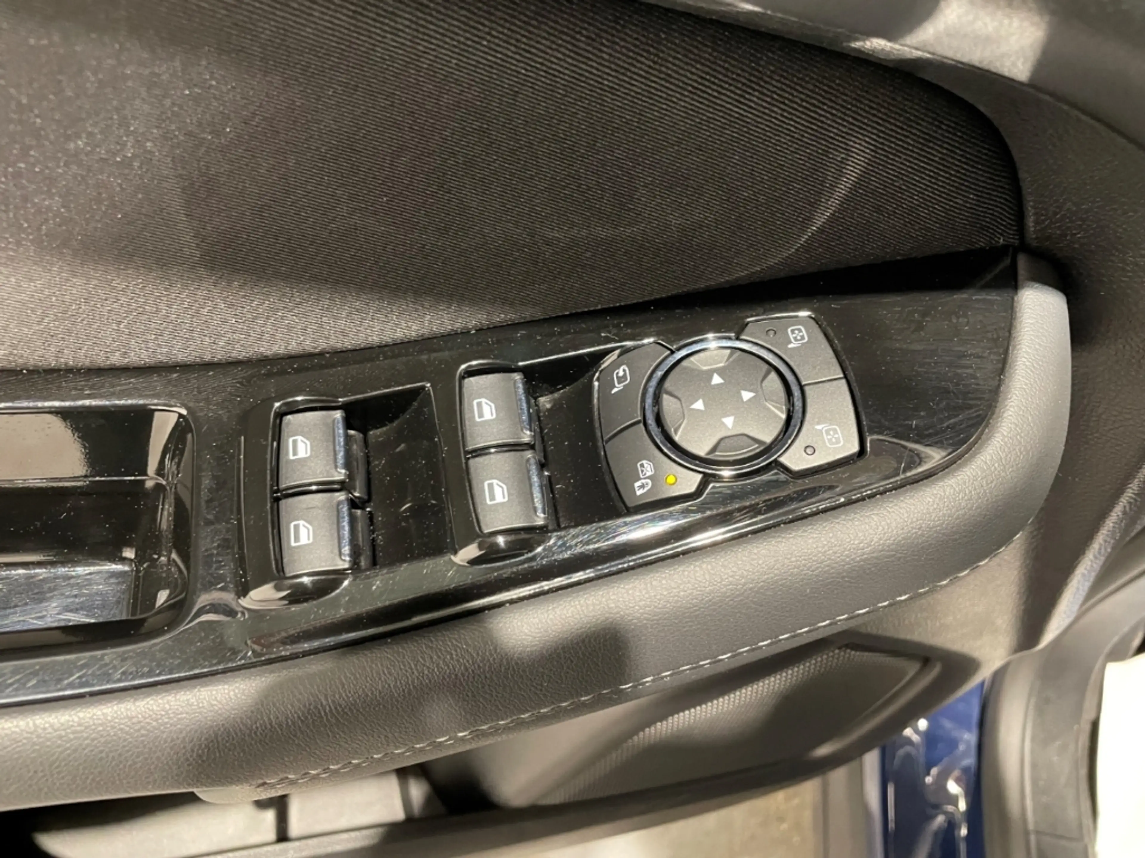 Ford S-Max 2.0 EcoBlue Titanium EU6d-T 7-Sitzer Navi — photo 7