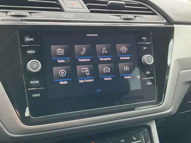 Volkswagen Touran view 5