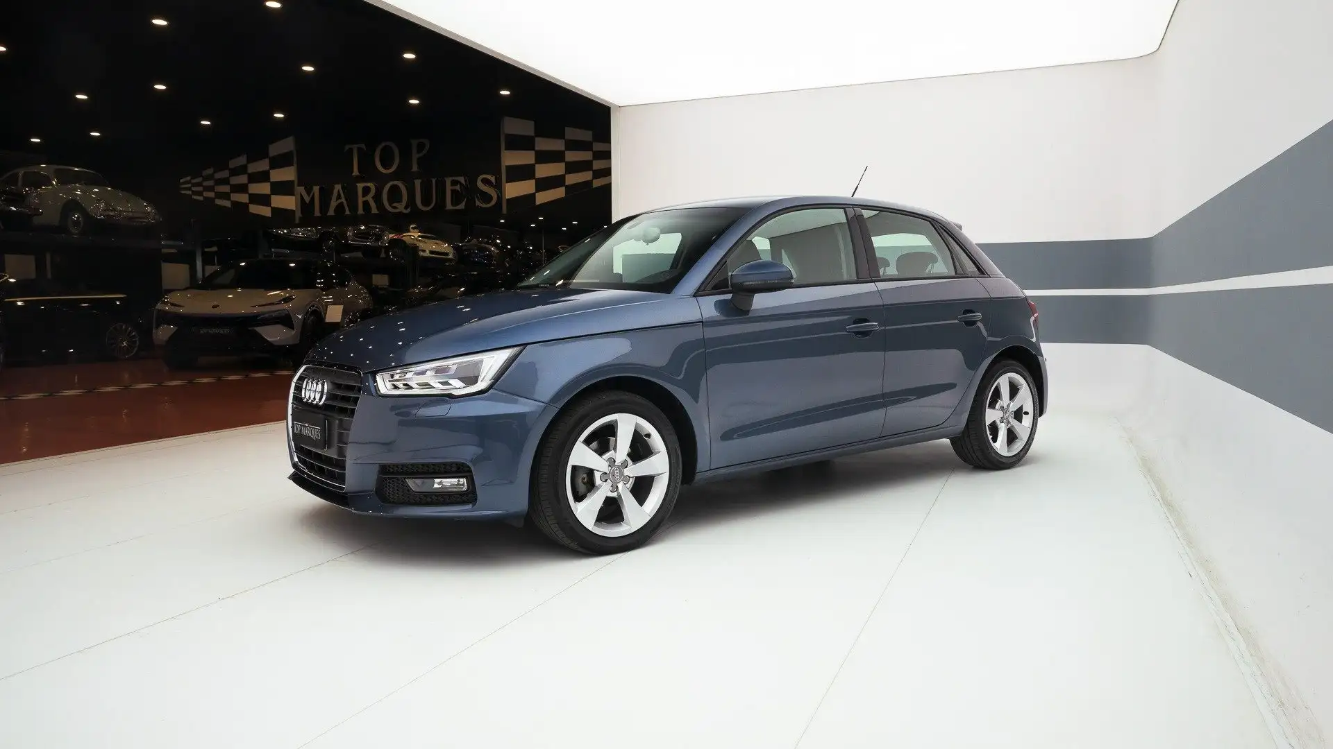 Audi A1 SPB 1.4 TDI Sport Bleu - 1