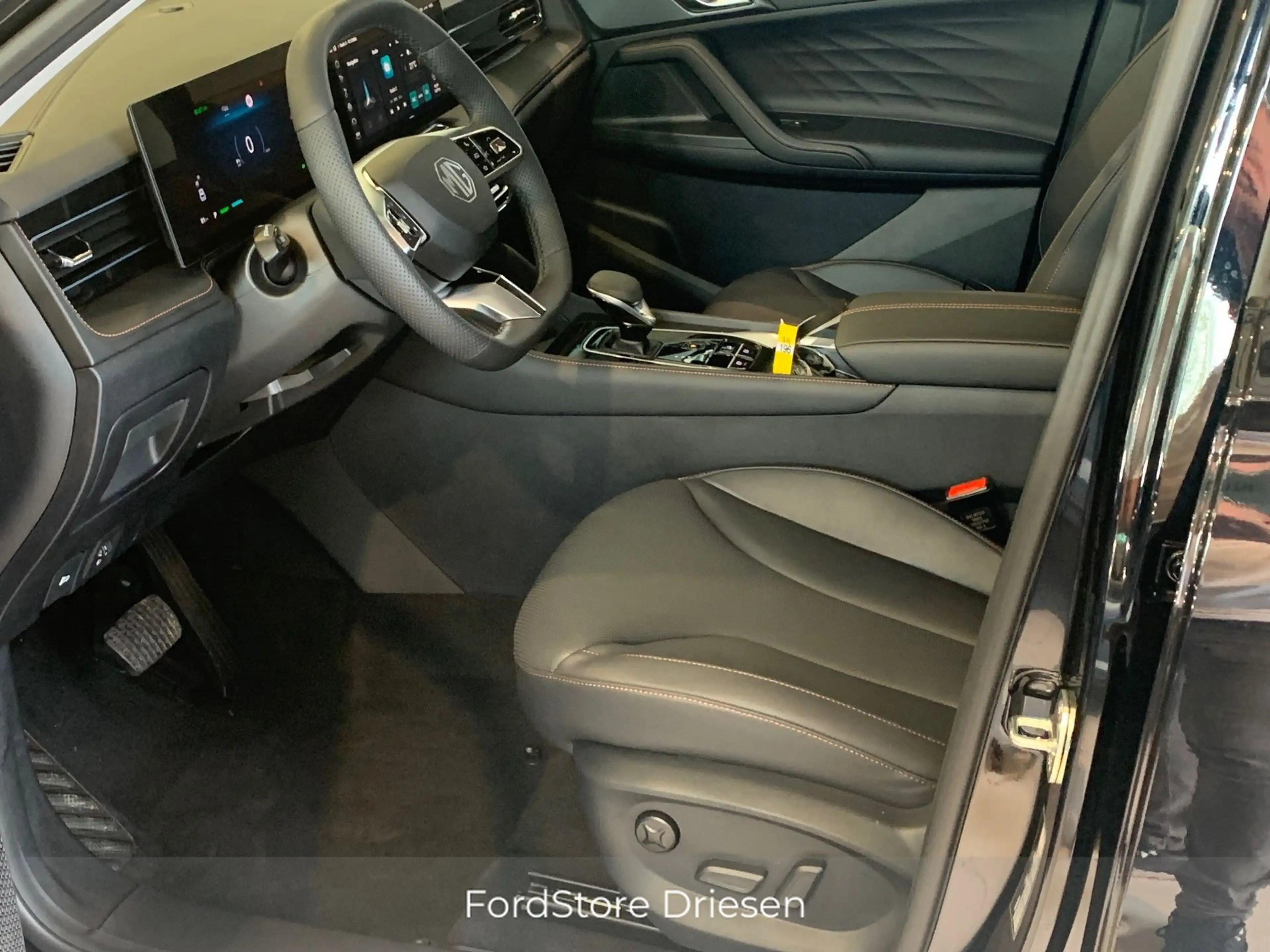 MG HS HS LUXURY HEV 1.5i 224pk 7J GARANTIE BIJ DRIESEN BREE 089/461610 — photo 7