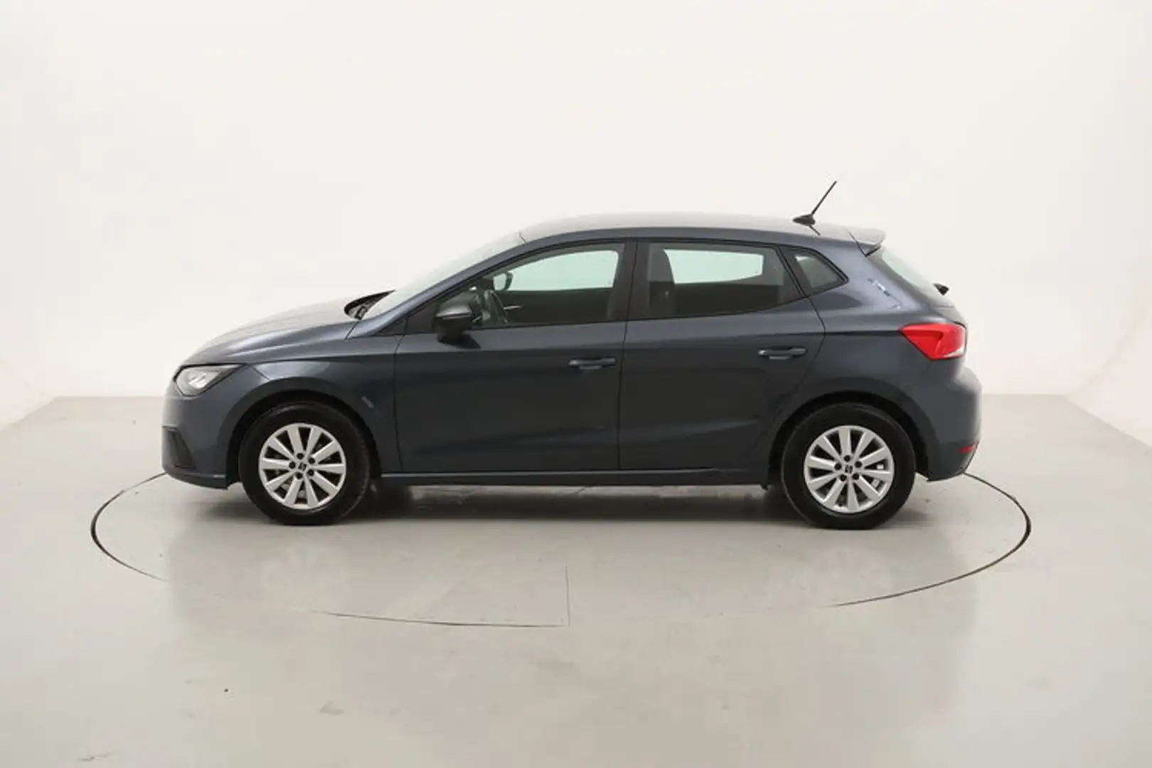 SEAT Ibiza Style 1.0 Benzina 95CV Grigio - 2