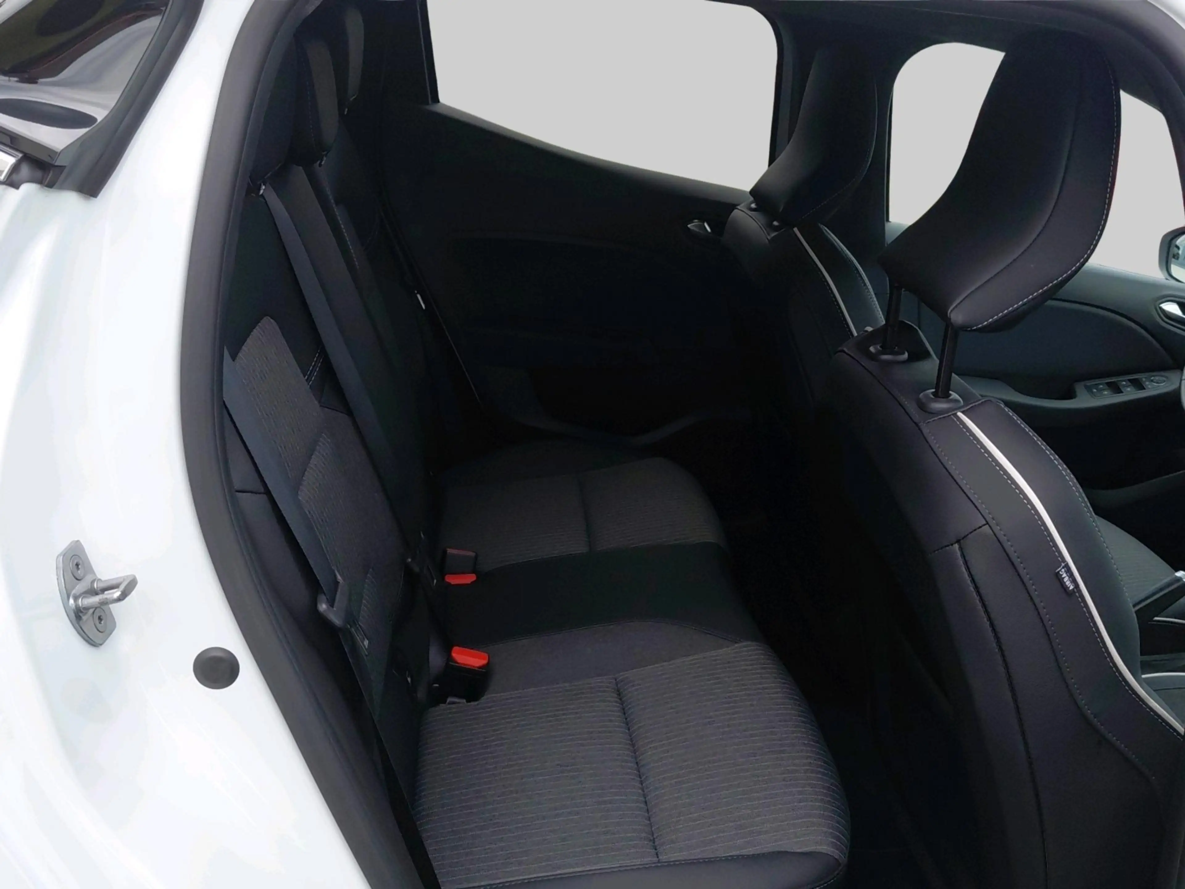 Mitsubishi Colt 1.0T MT Intense+ — photo 14