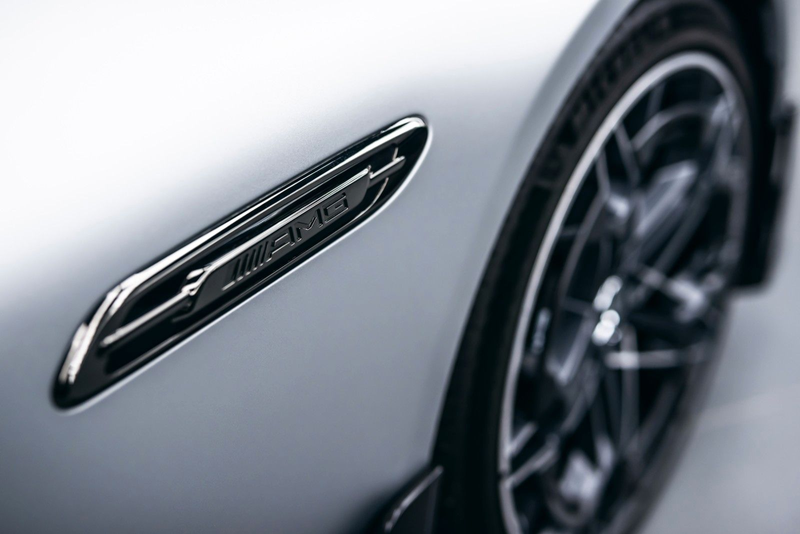 Mercedes-Benz SL 63 AMG Mercedes-AMG PureSpeed  MYTHOS Series  1 of 250 — photo 7