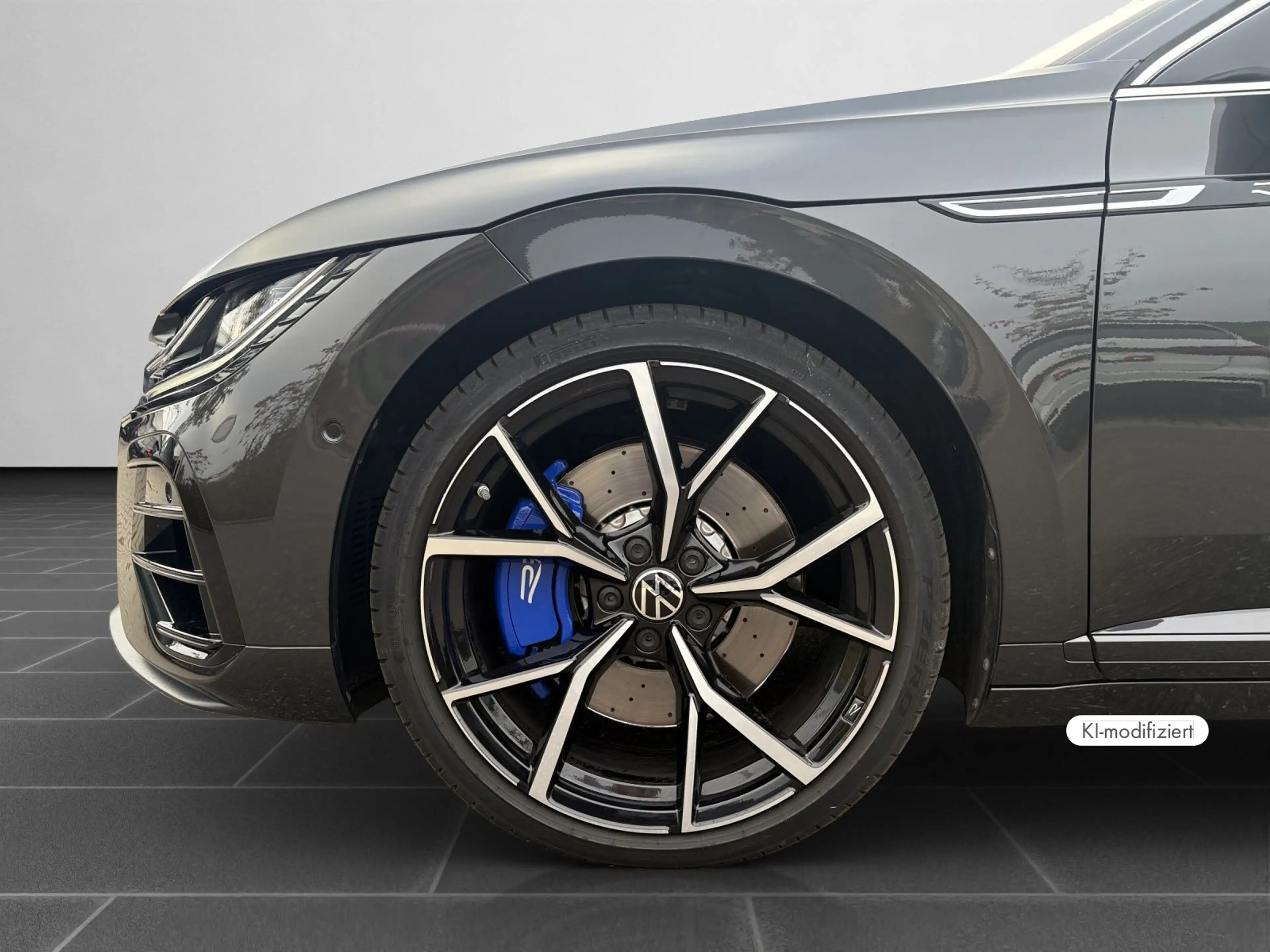 Volkswagen Arteon R 2.0 TSI HEAD-UP IQ.LIGHT — photo 9