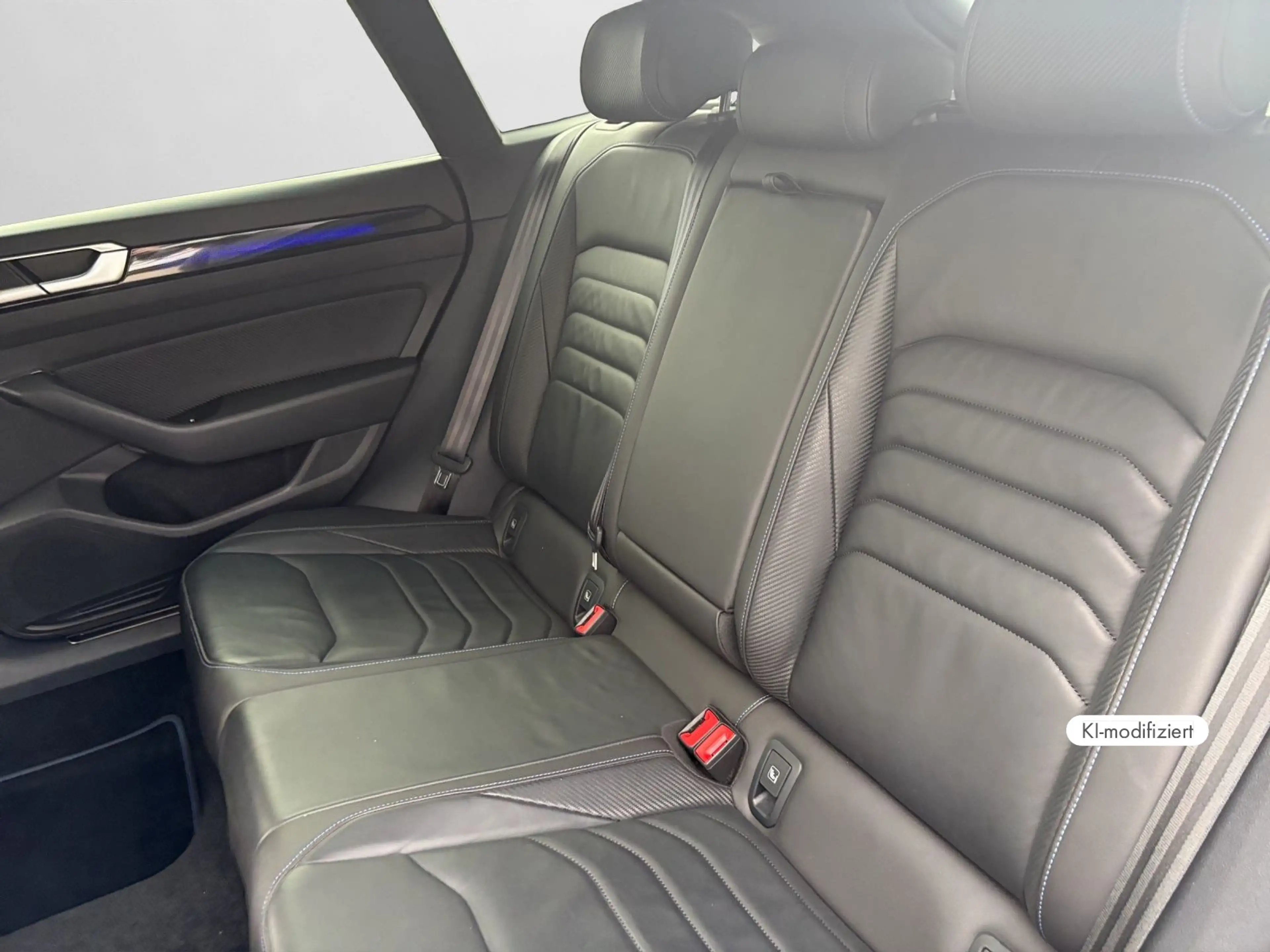 Volkswagen Arteon R 2.0 TSI HEAD-UP IQ.LIGHT — photo 15
