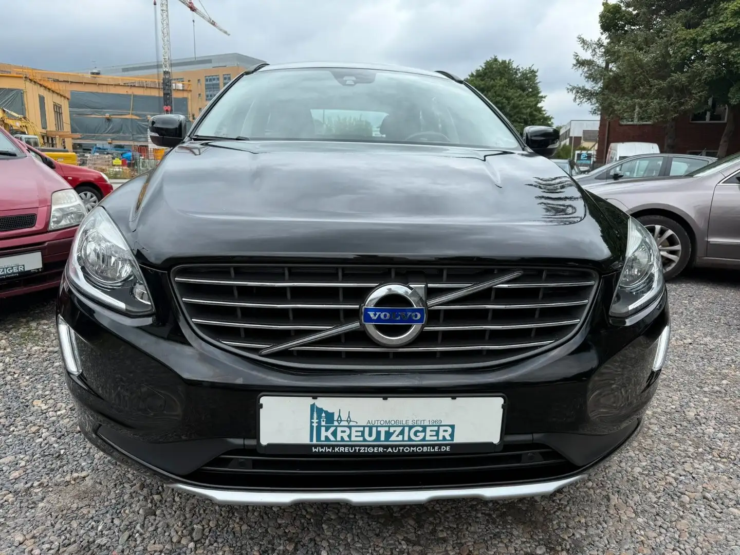 Volvo XC60 XC60 Kinetic 2WD Negro - 2