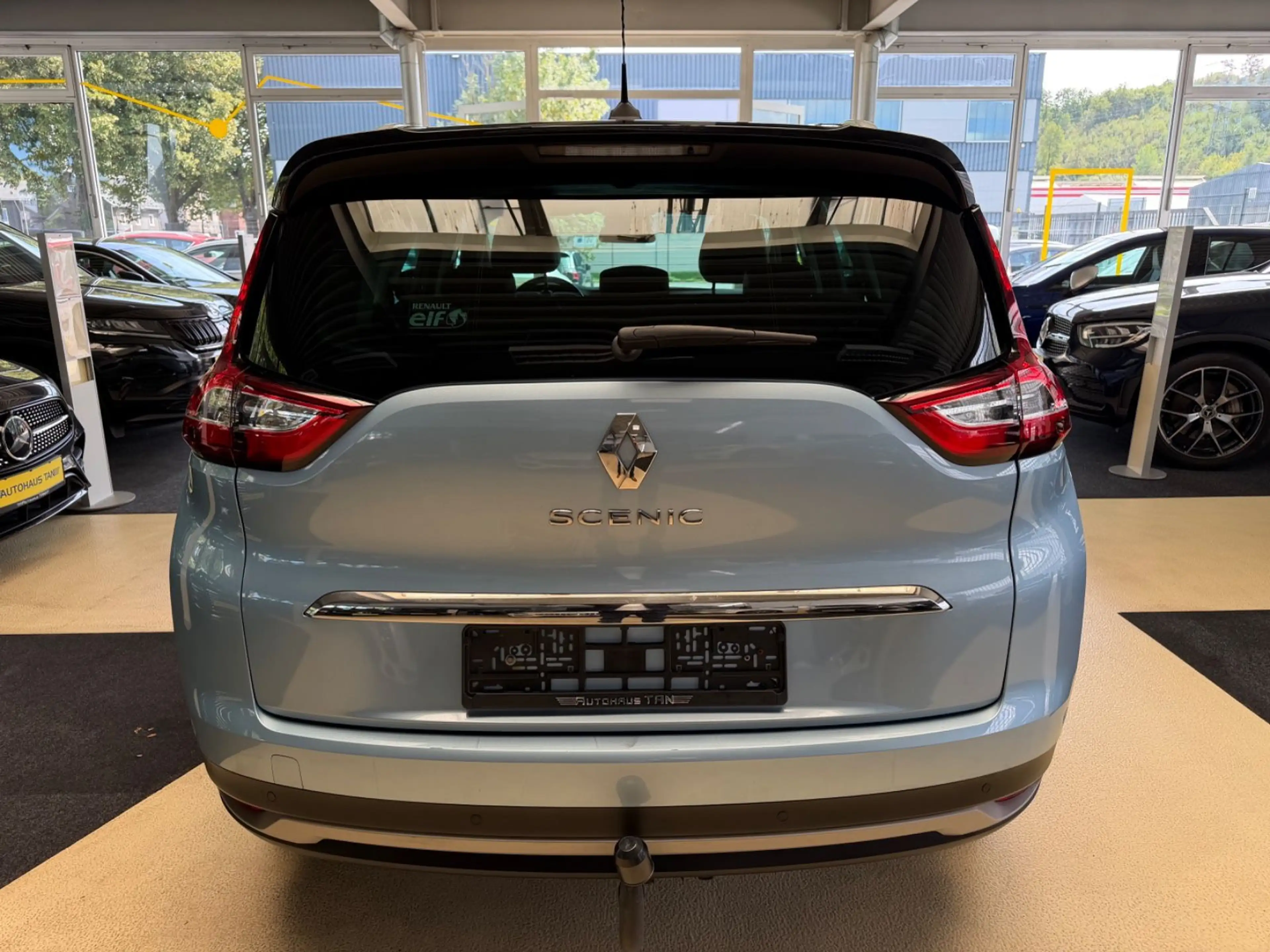 Renault Scenic IV Grand BOSE Edition — photo 7