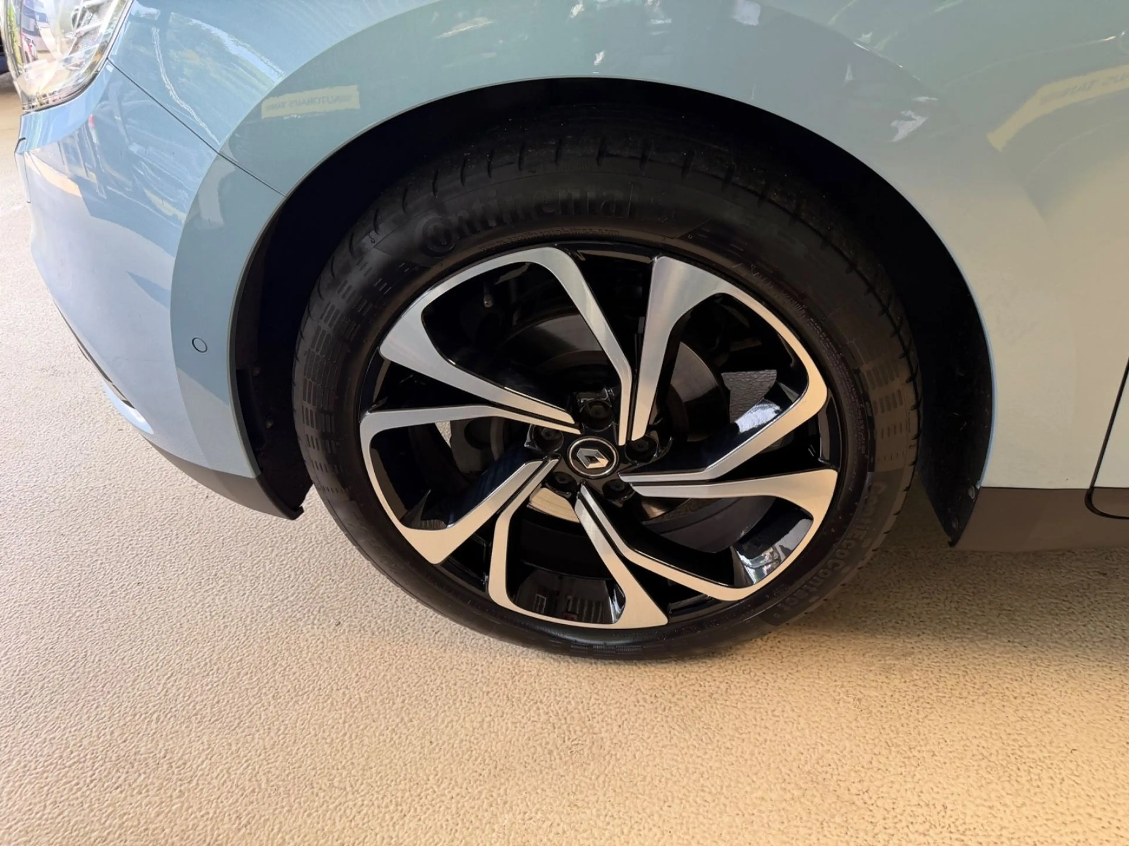 Renault Scenic IV Grand BOSE Edition — photo 13