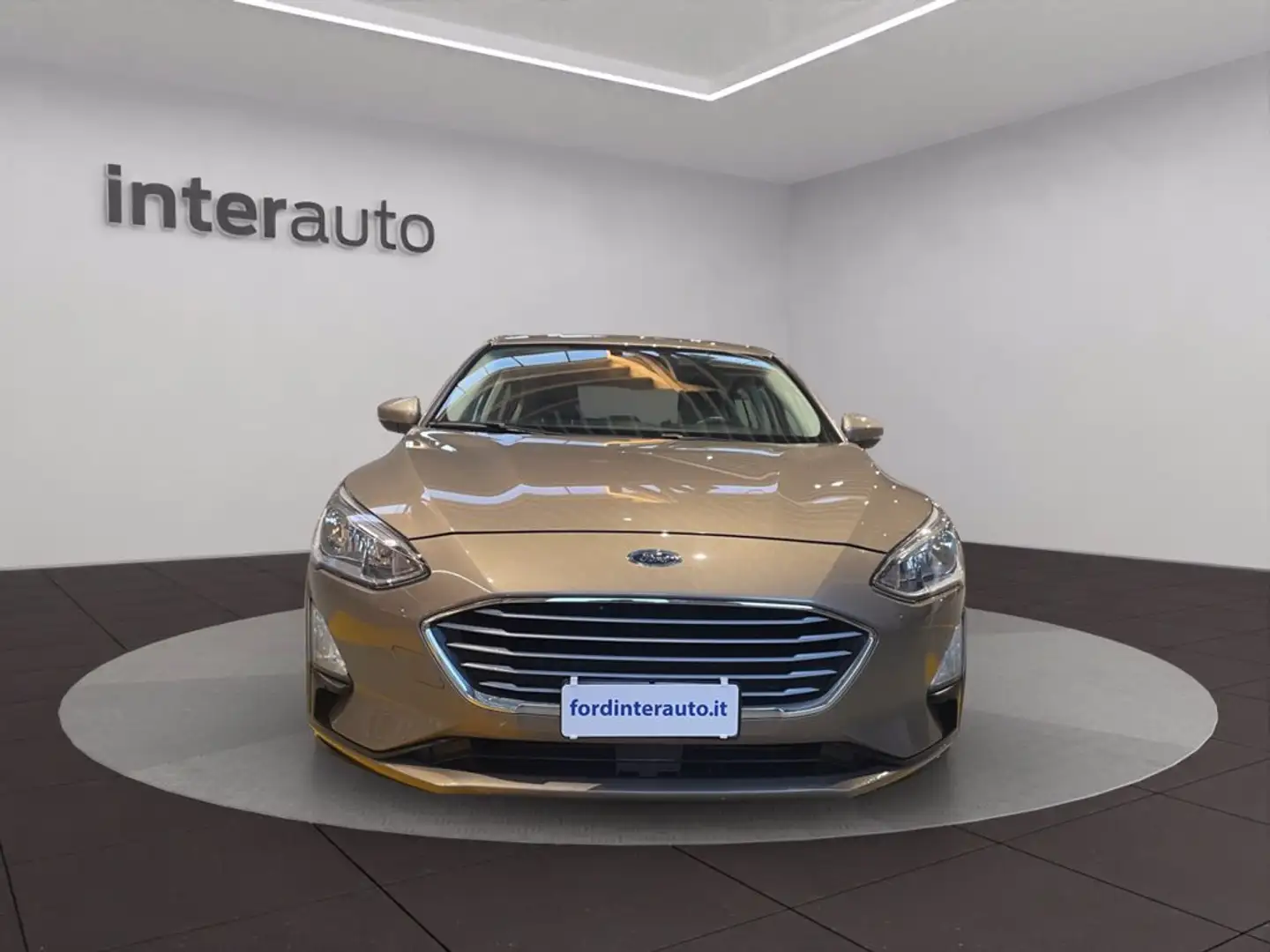 Ford Focus 1.0 ecoboost Plus 100cv Grau - 2