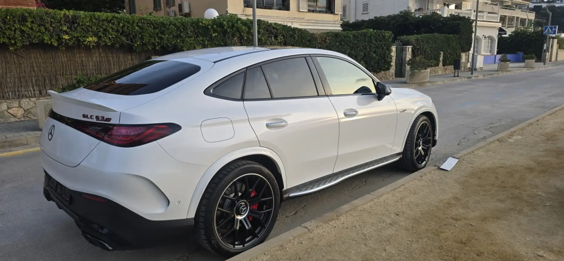 Mercedes-Benz GLC 63 AMG Coupé S Performance Blanc - 1