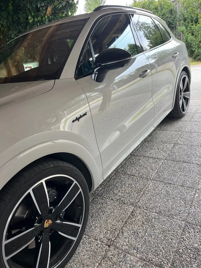Porsche Cayenne Cayenne III E-Hybrid PHEV 17,9 kWh Platinum Edition Aut. Platinum Edition Grau - 2