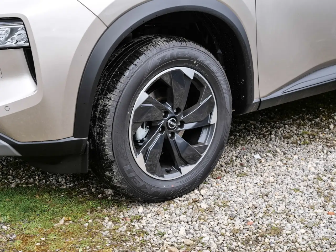 Nissan X-Trail Acenta 1.5 VC-T MHEV 163PS 4x2 Xtronic Familienpak, миниатюра 3