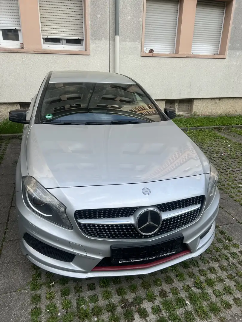 Mercedes-Benz A 250 (BlueEFFICIENCY) 7G-DCT AMG Sport - 1