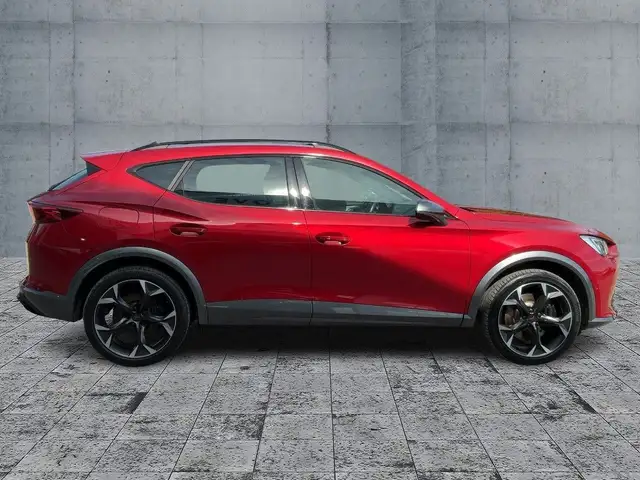 Cupra Formentor view 7