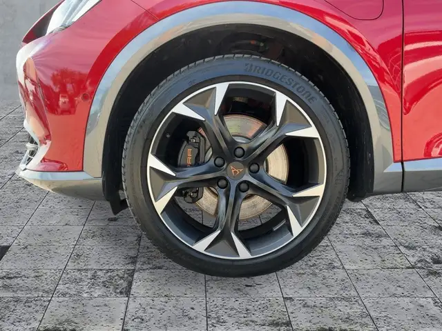 Cupra Formentor view 8