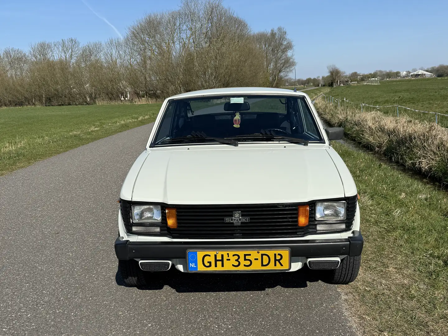 Suzuki SC 100 White - 2