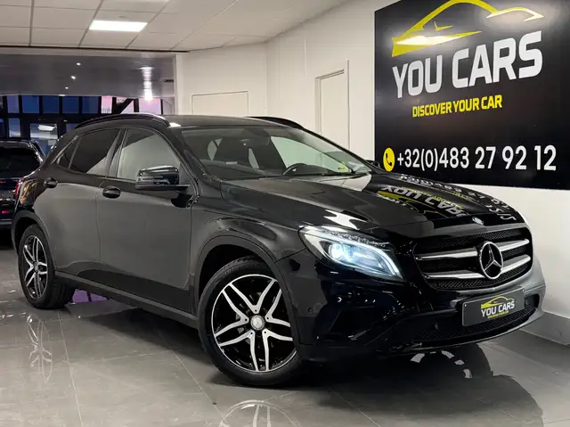 Mercedes-Benz GLA 180 GLA 180 AMG Line