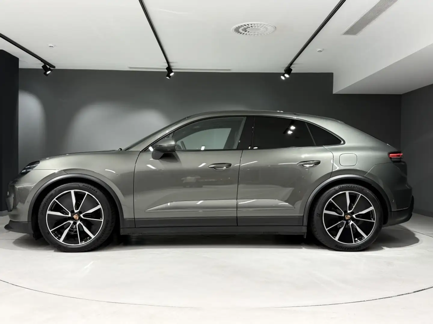 Porsche Macan 4 Verde - 2