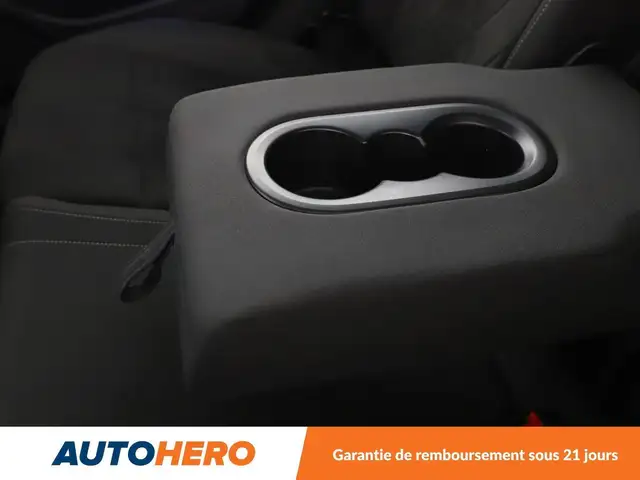 Volkswagen Golf view 16