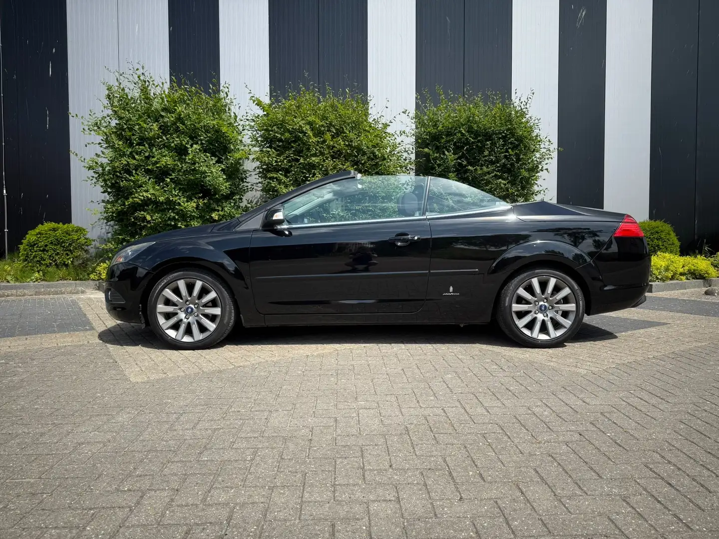 Ford Focus Focus 2.0 Coupe Cabriolet CC 2008 FACELIFT! Noir - 2