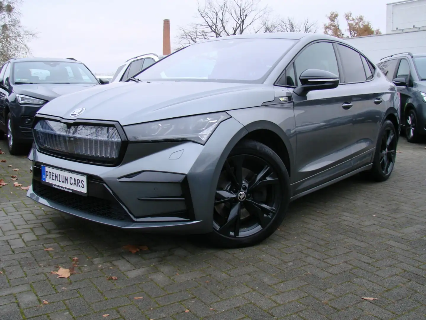 Skoda Enyaq RS Suite Pano ACC Wärmepumpe AHK Canton Gris - 2