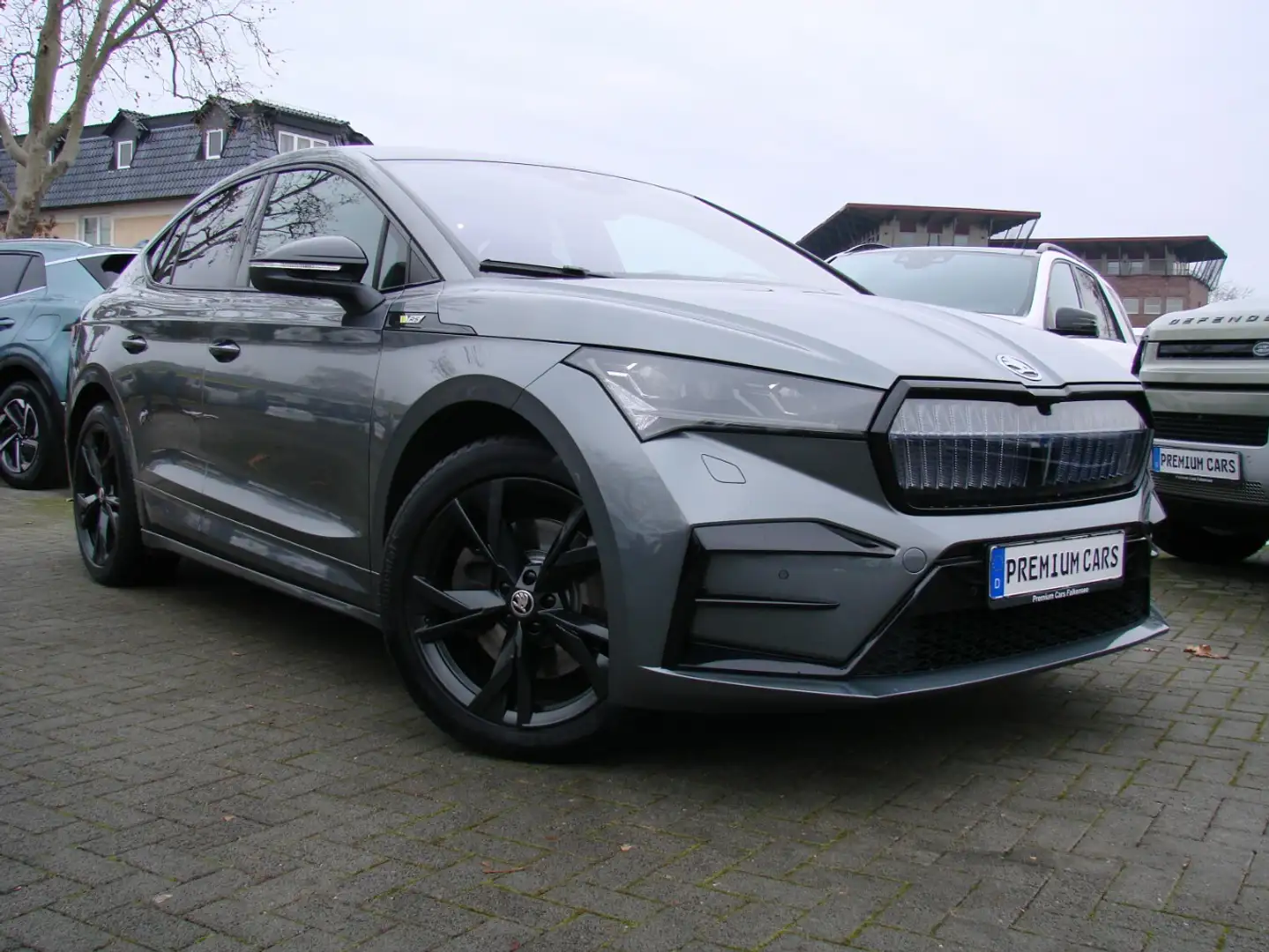 Skoda Enyaq RS Suite Pano ACC Wärmepumpe AHK Canton Gris - 1